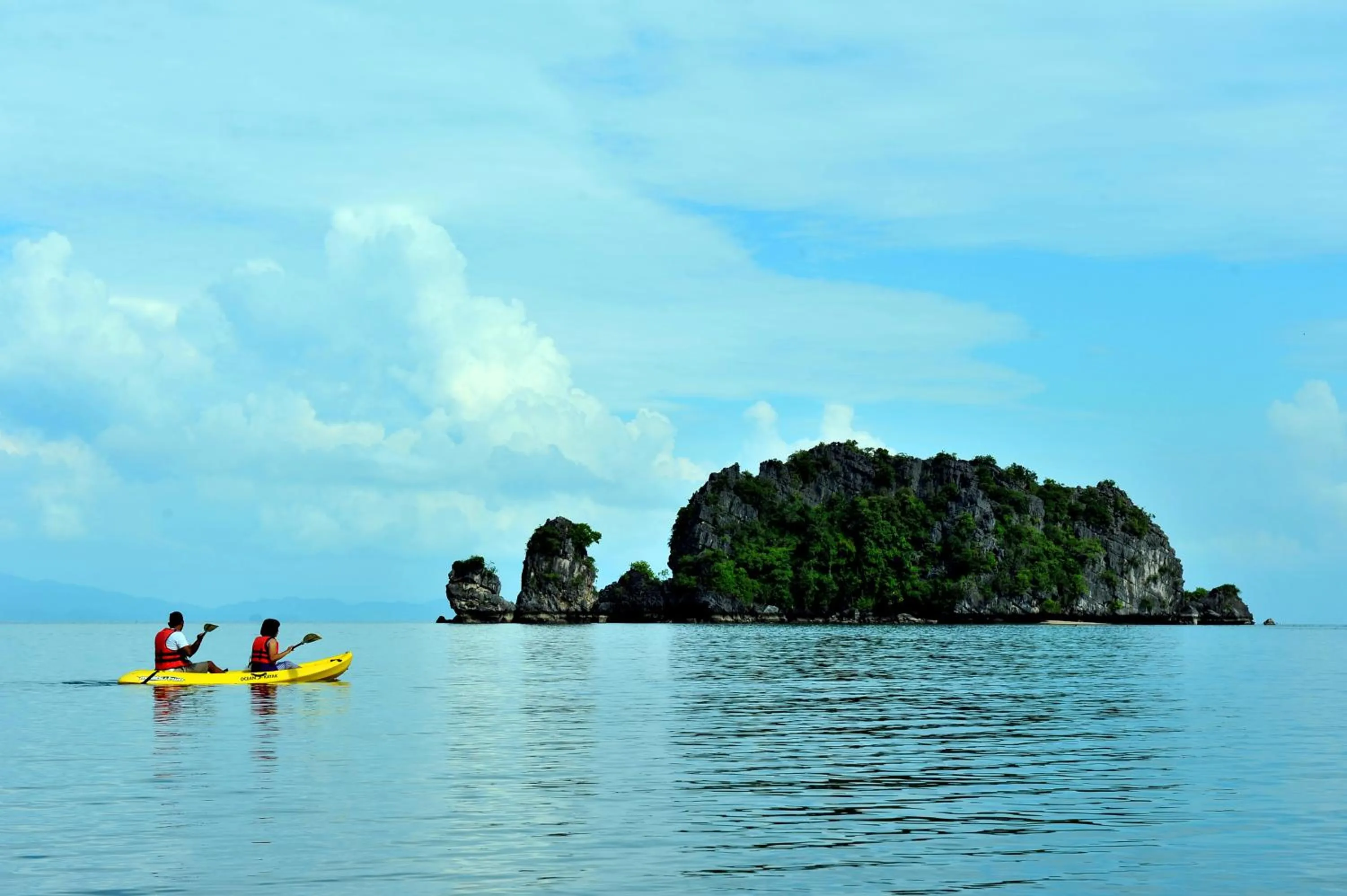 Canoeing in Tanjung Rhu Resort