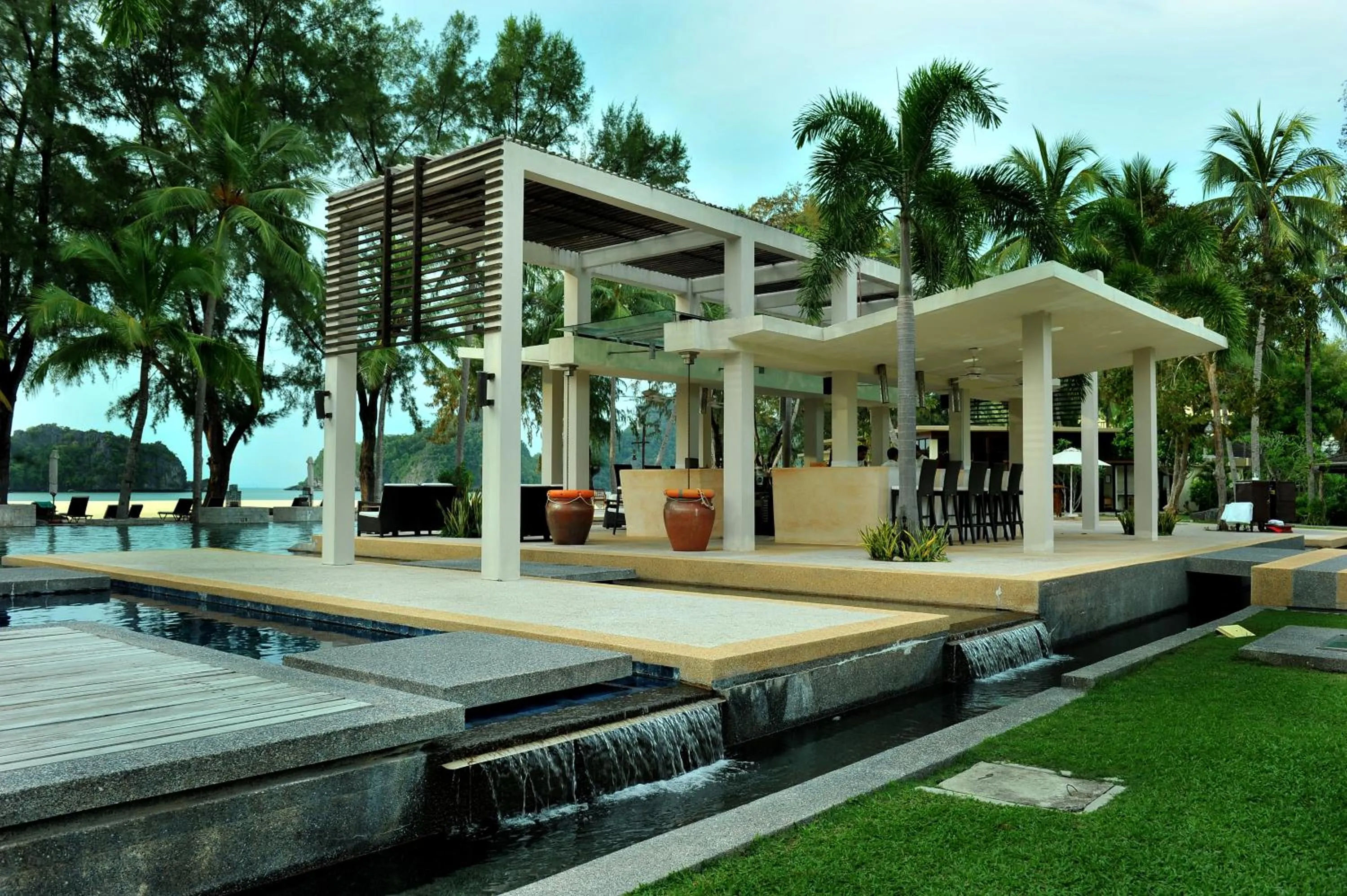 Lounge or bar in Tanjung Rhu Resort