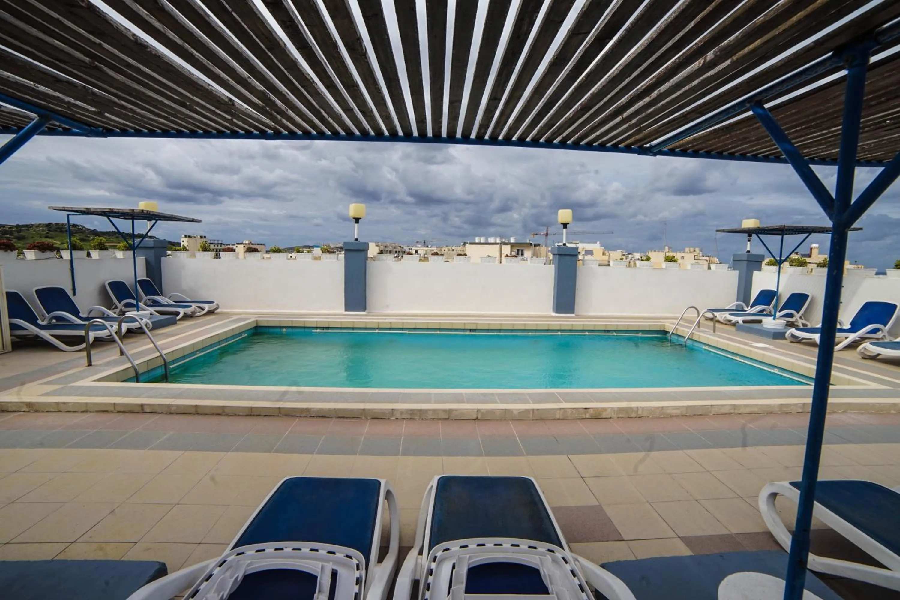 Swimming pool in Coral Hotel