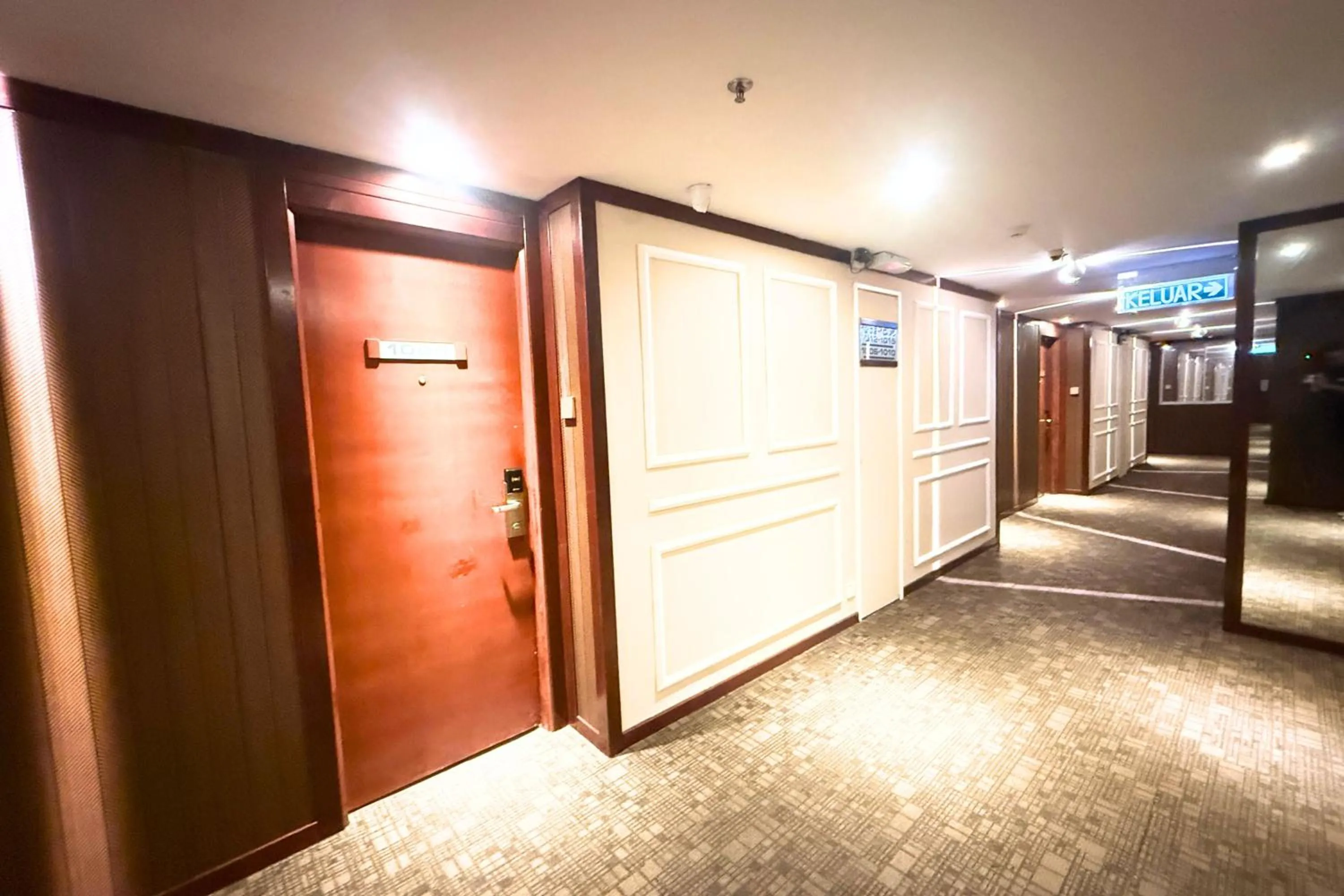 Patio in Hotel Shangri-la Kota Kinabalu