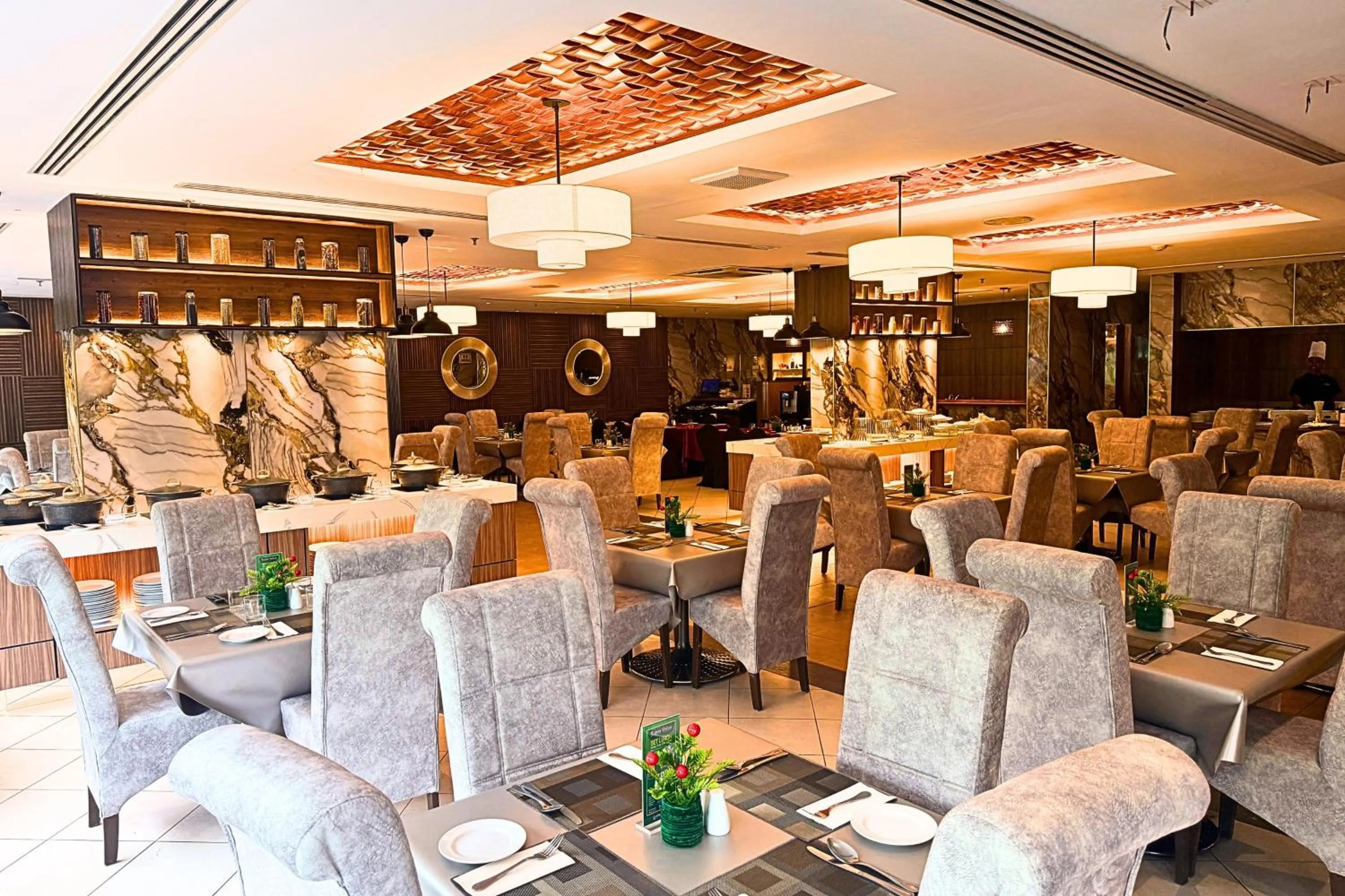 Restaurant/places to eat in Hotel Shangri-la Kota Kinabalu