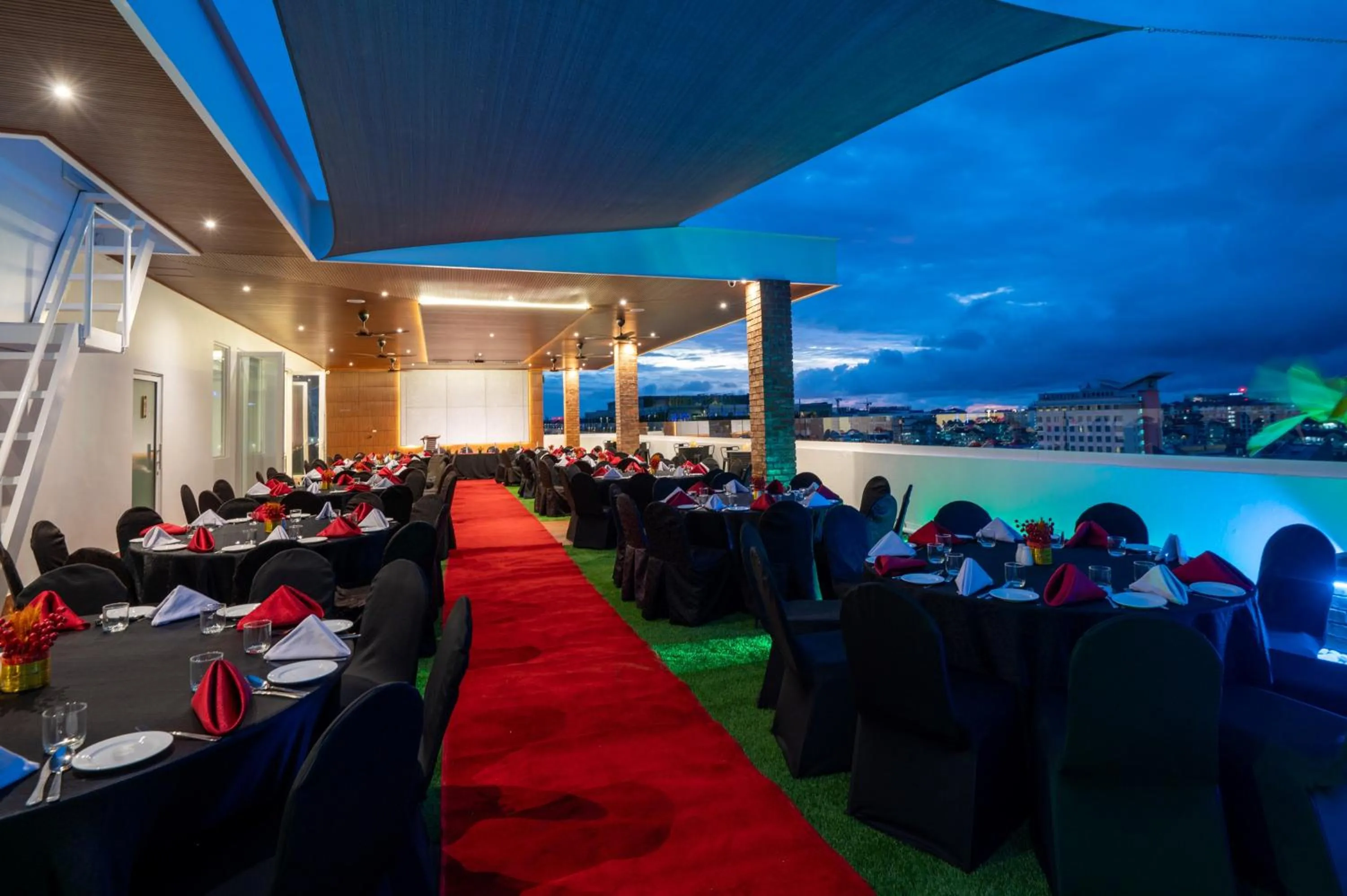 Banquet/Function facilities in Howard Johnson by Wyndham Kota Kinabalu City Centre, formerly Hotel Shangri-La Kota Kinabalu