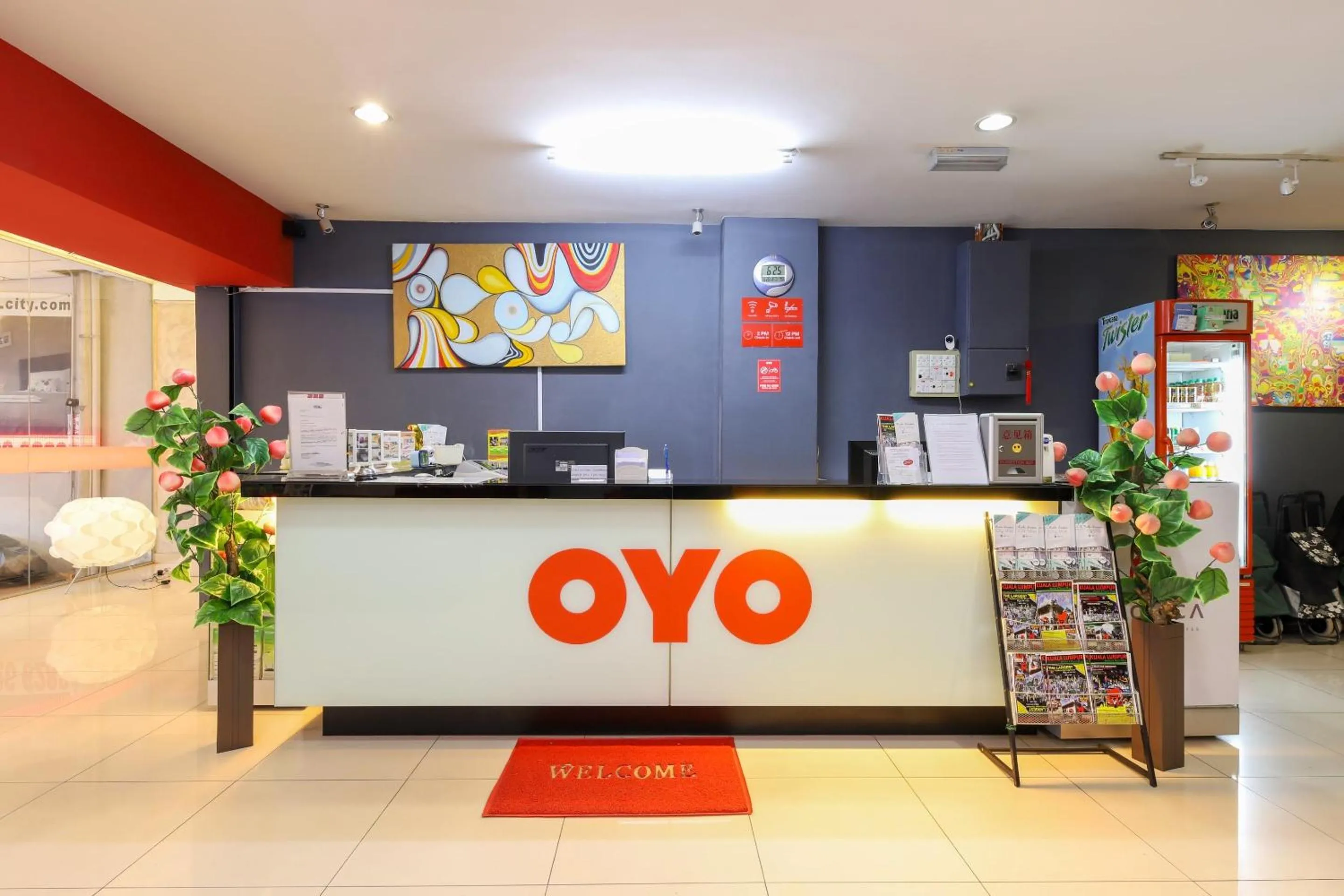 Lobby or reception in OYO 761 City Hotel