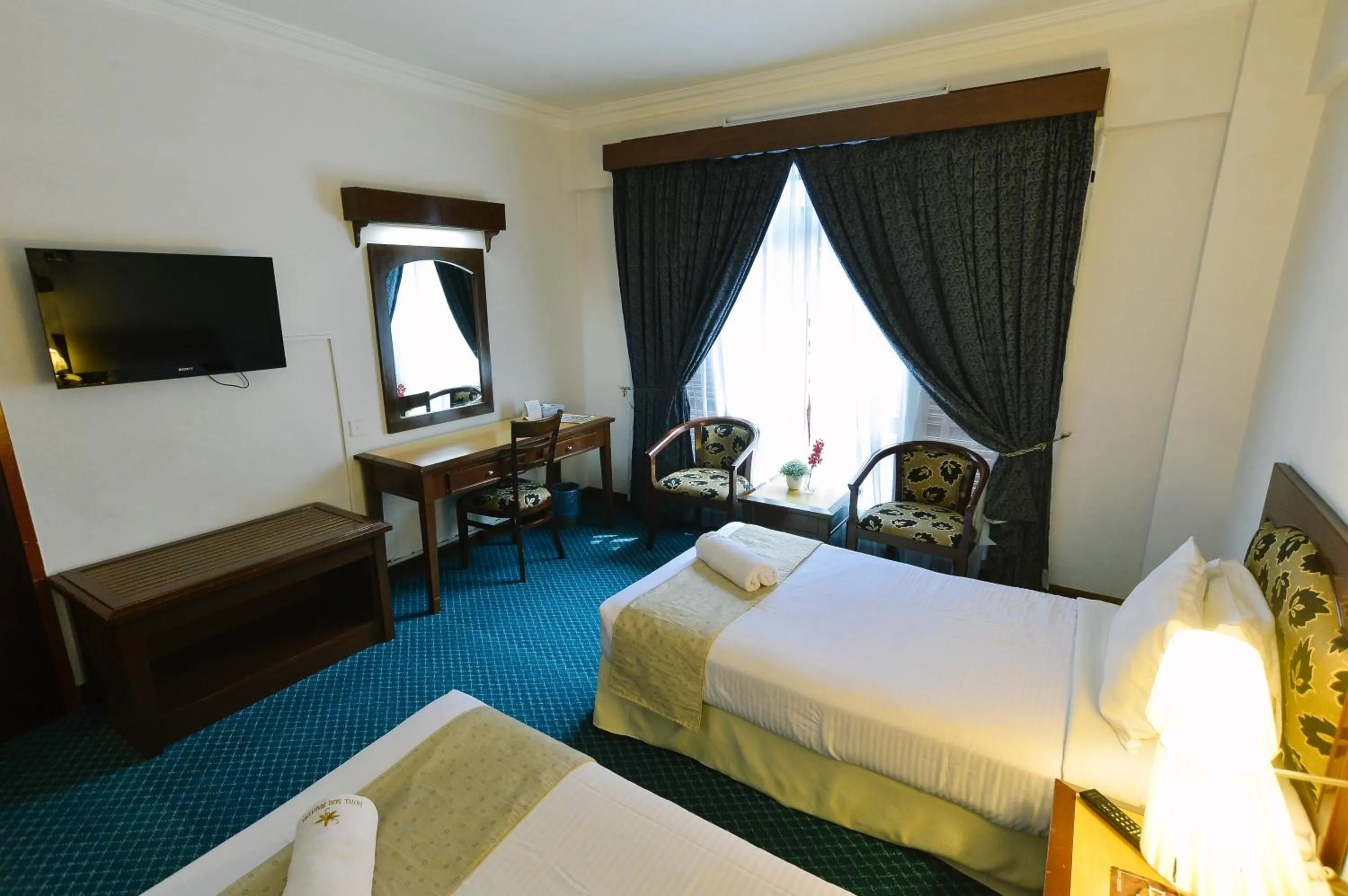 Photo of the whole room, Bed in Hotel Seri Malaysia Melaka