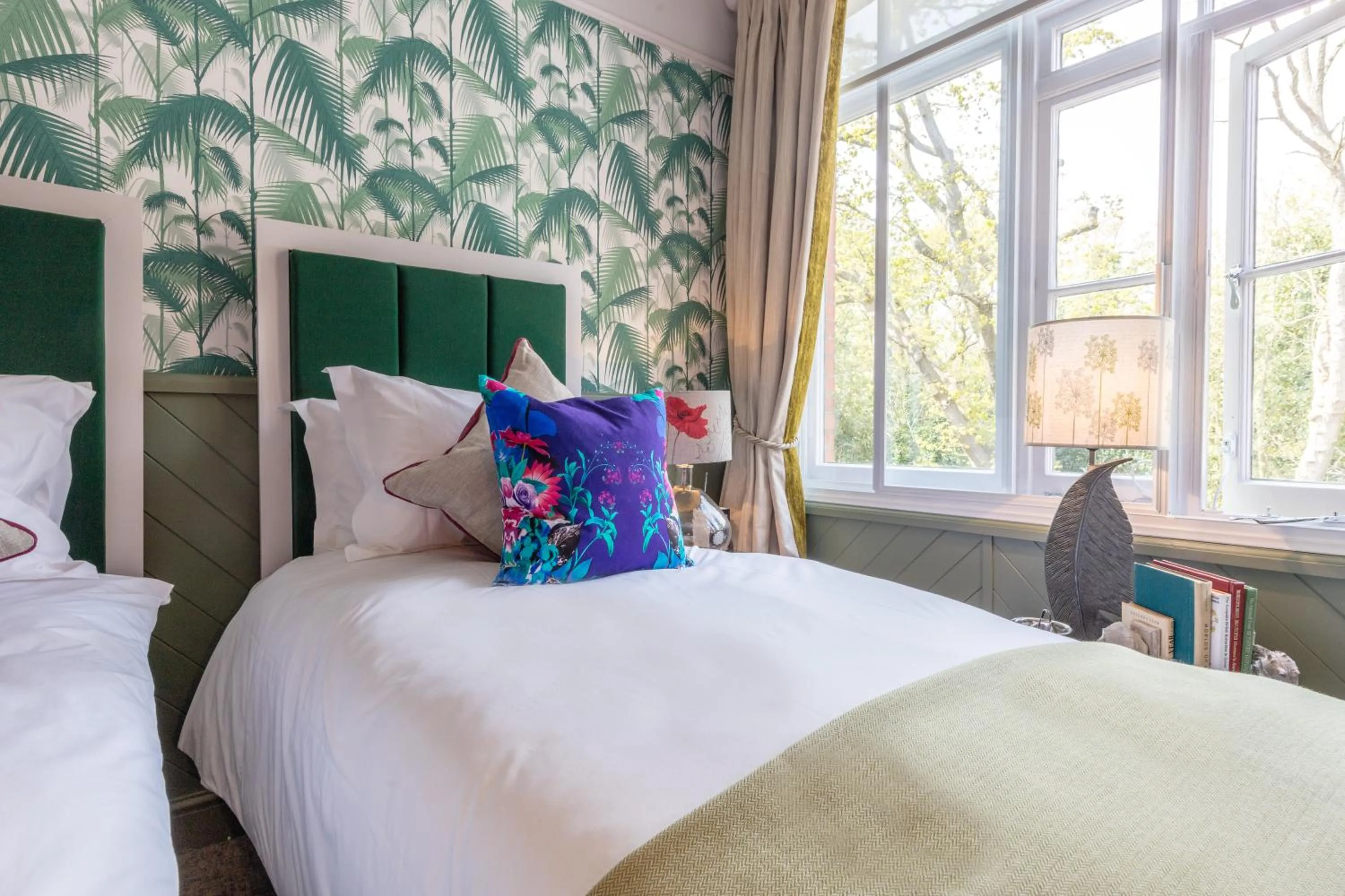 Bed in Hand and Spear