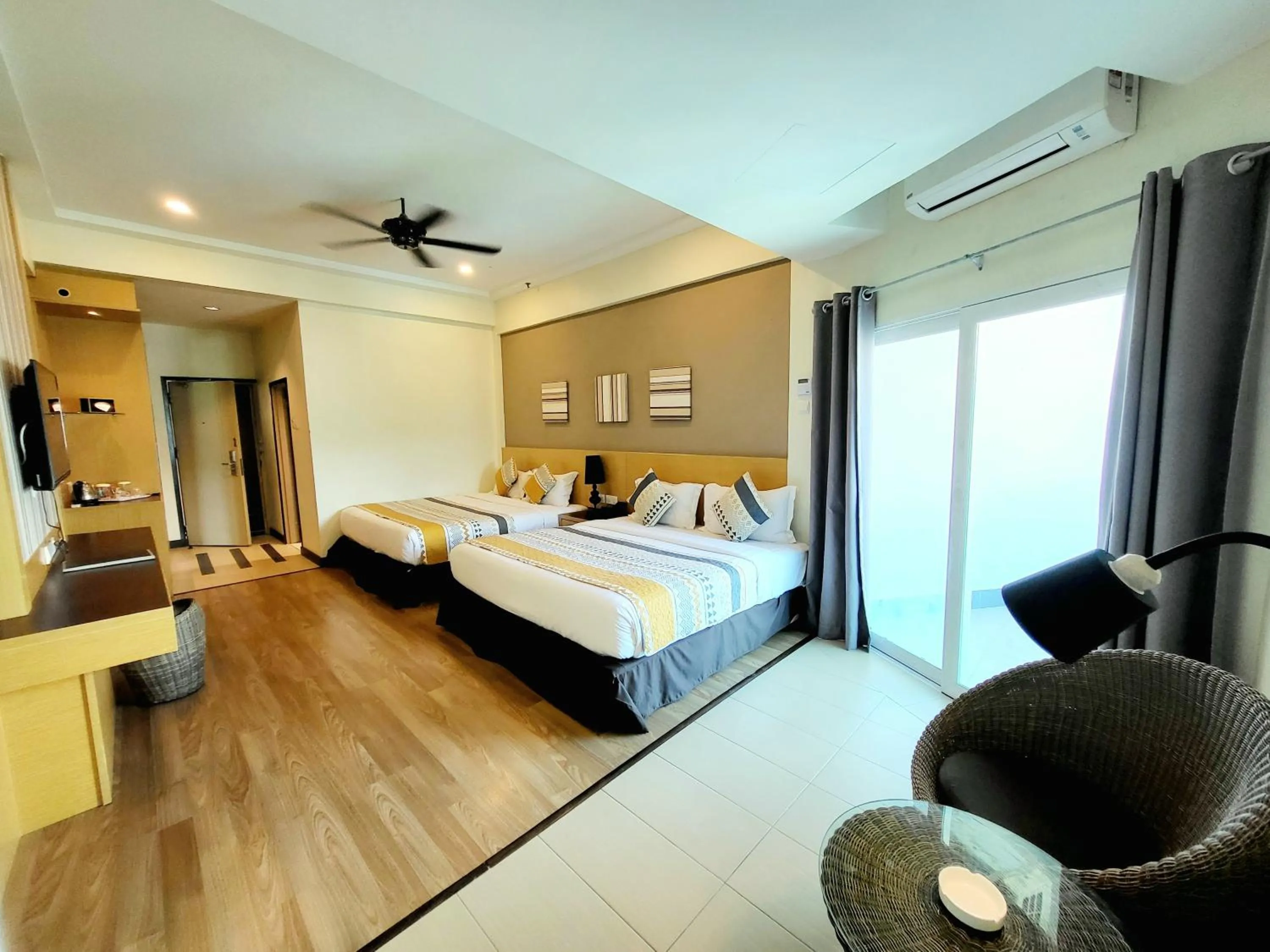 Bed in Langkawi Seaview Hotel