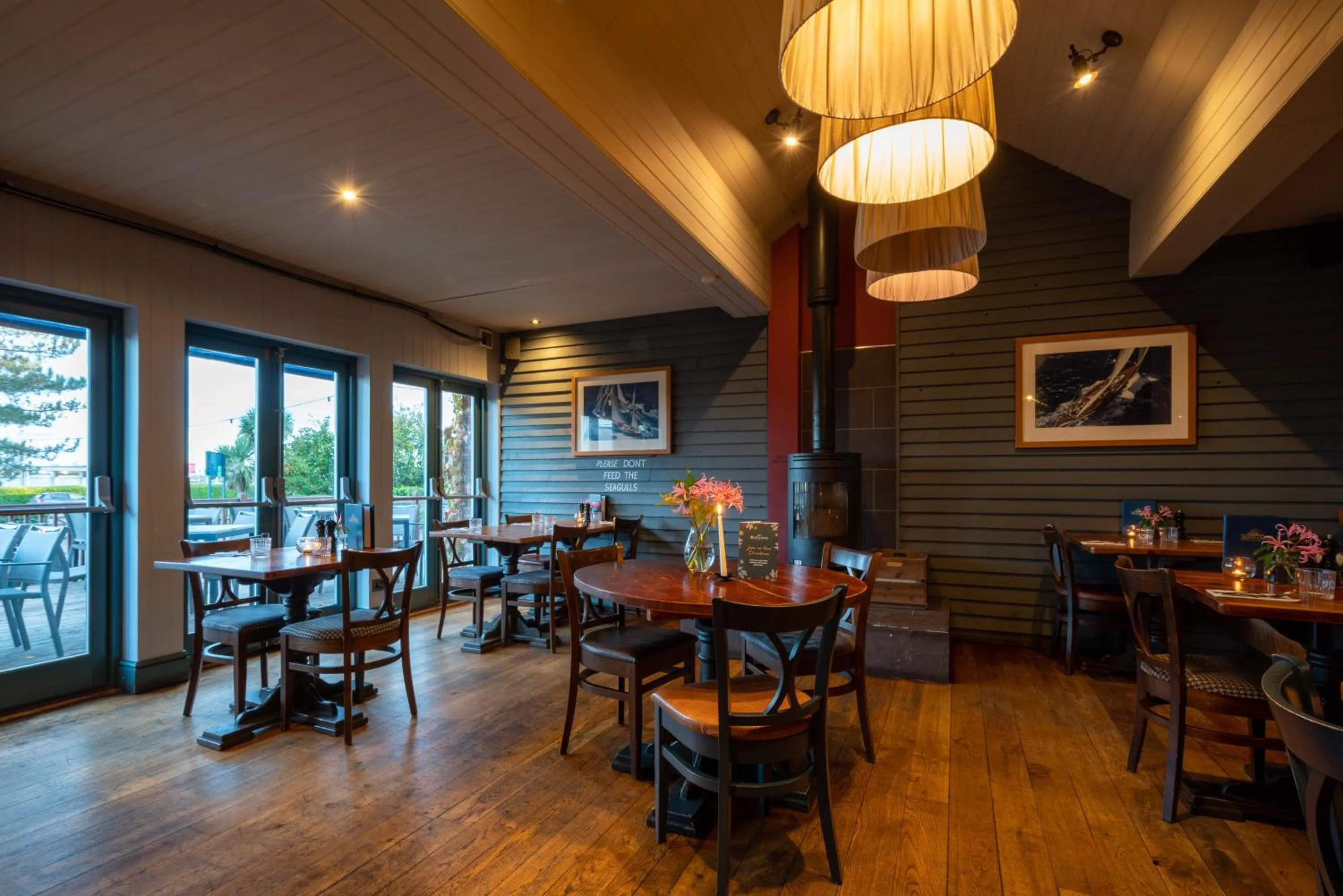 Restaurant/places to eat in The Mayflower