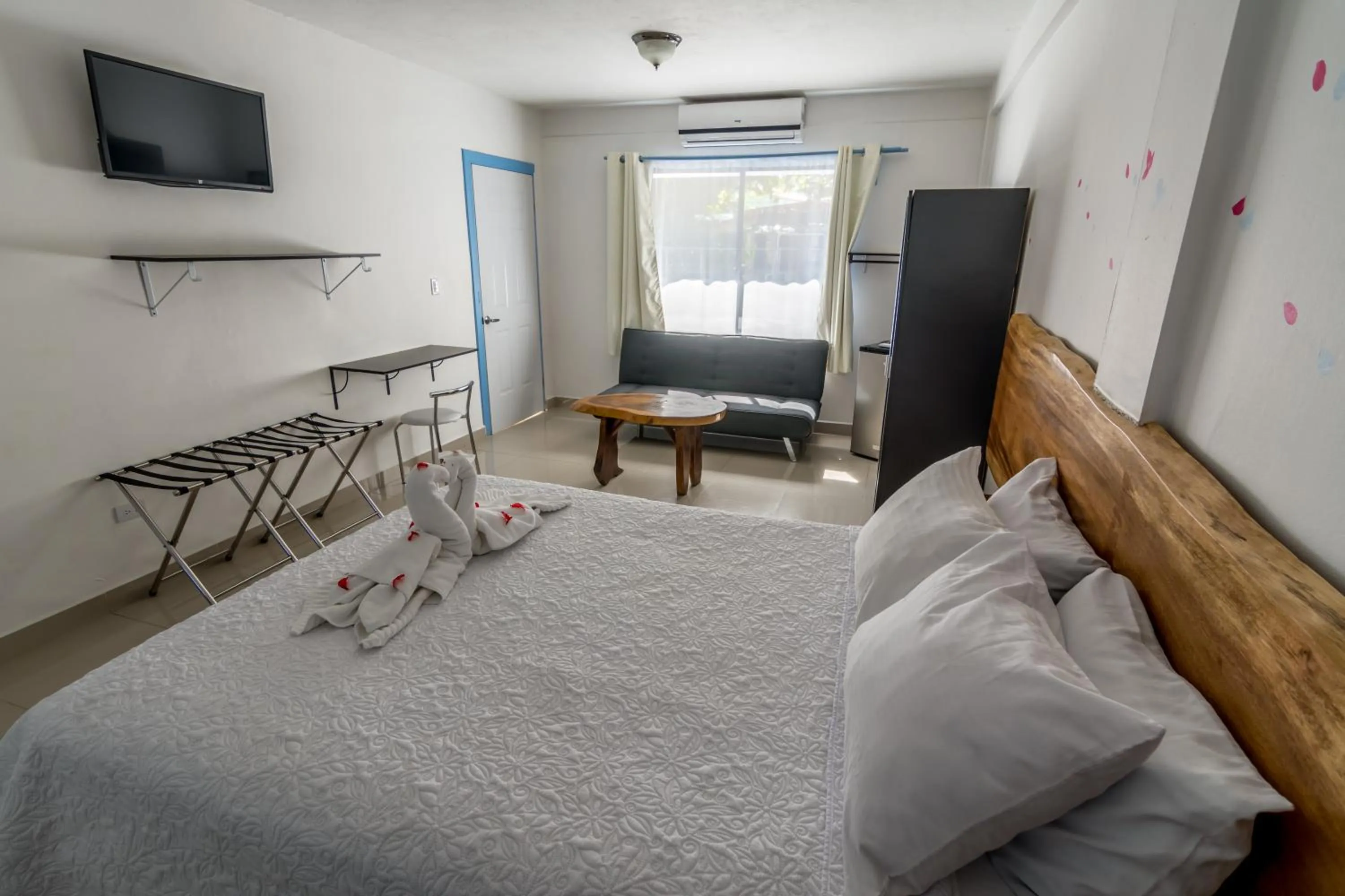 Bed in CLUB IBIZA - Party Hotel & Beach Club