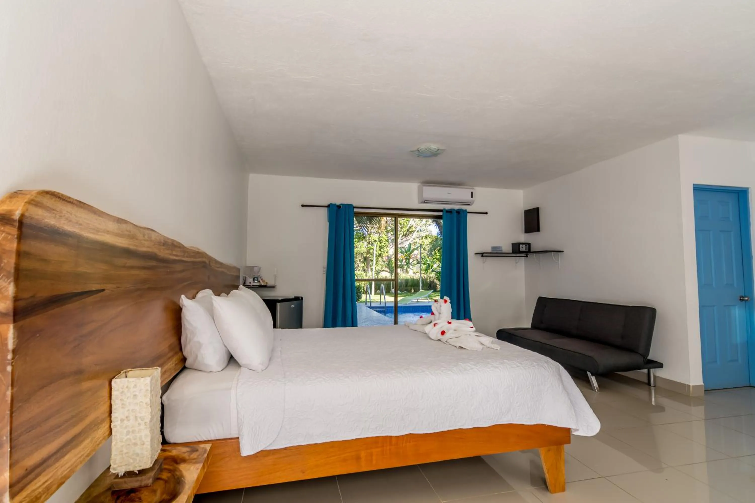 Bed in CLUB IBIZA - Party Hotel & Beach Club