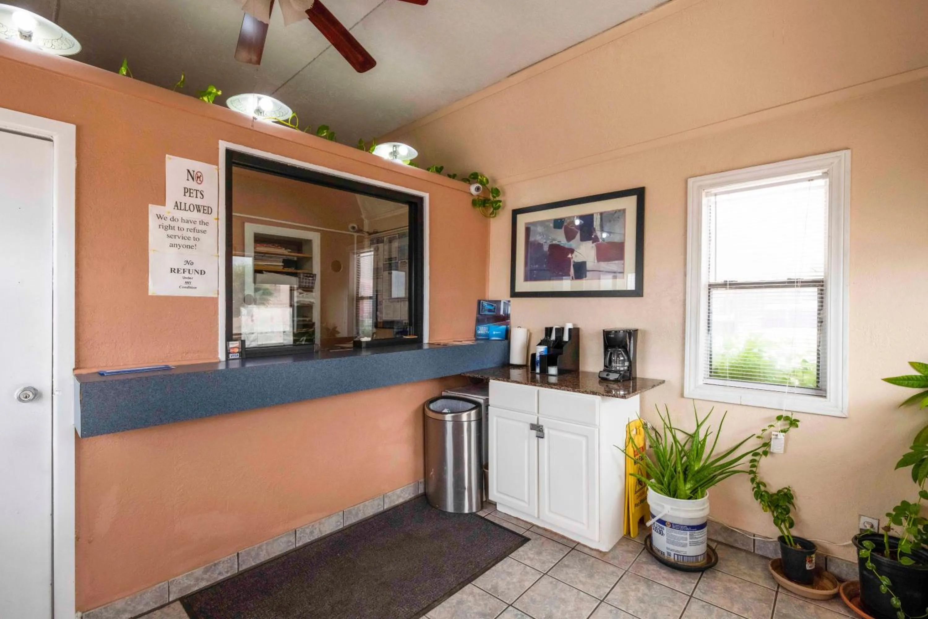 Lobby or reception in Oyo Hotel Odessa TX, East Business 20