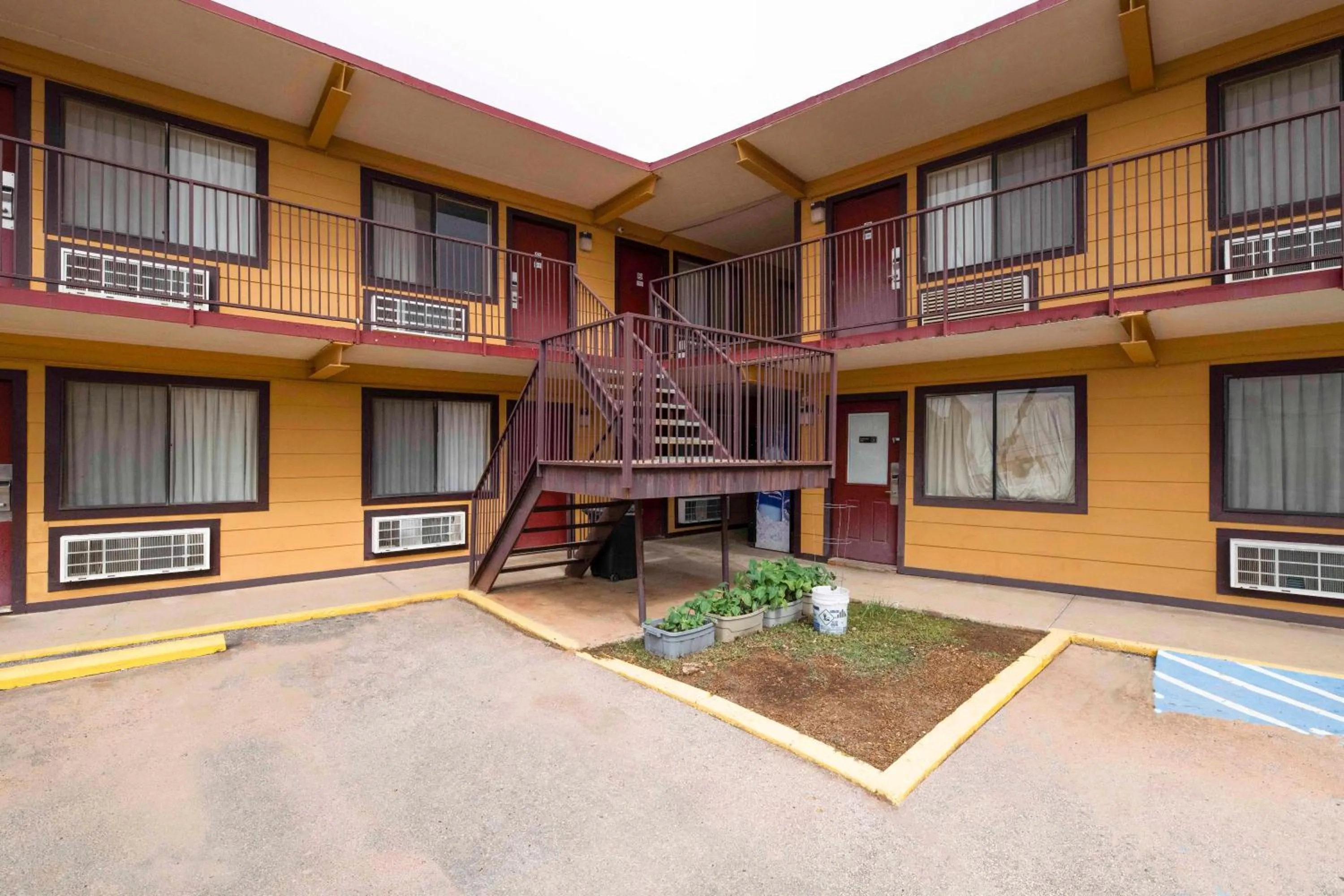 Facade/entrance in Oyo Hotel Odessa TX, East Business 20