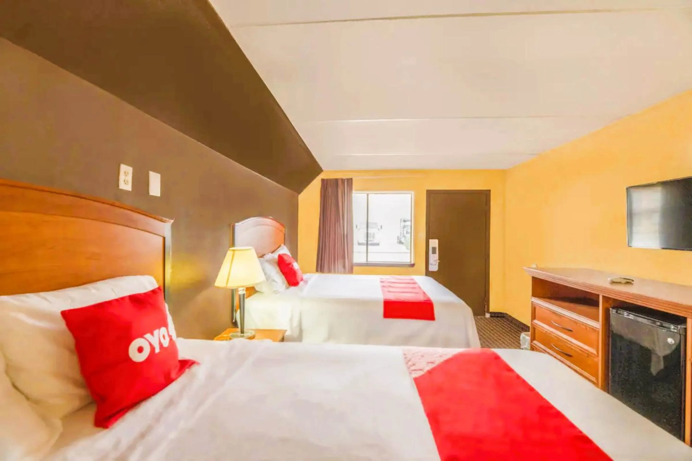 Bedroom, Bed in Oyo Hotel Odessa TX, East Business 20