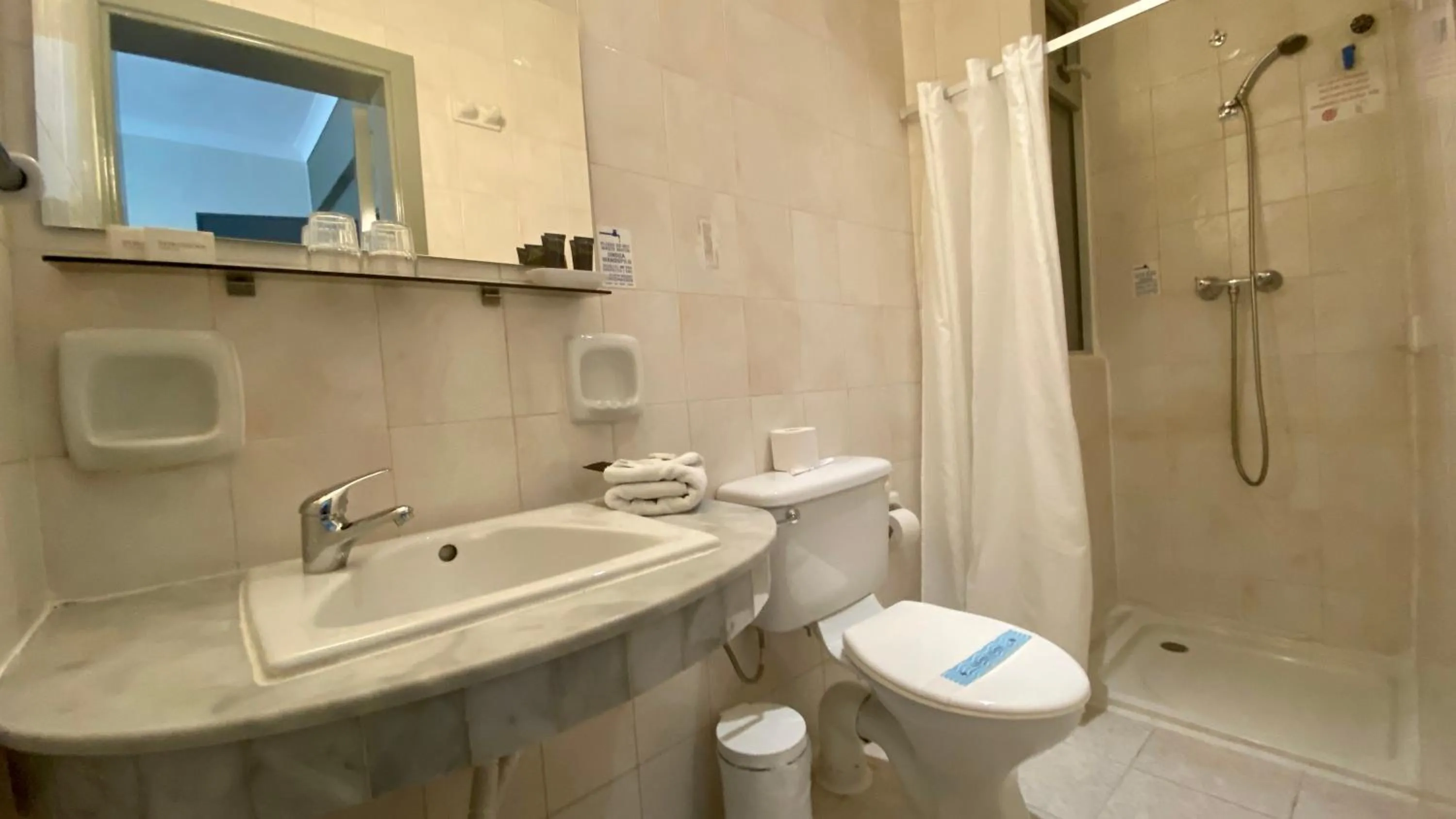 Bathroom in Sliema Marina Hotel