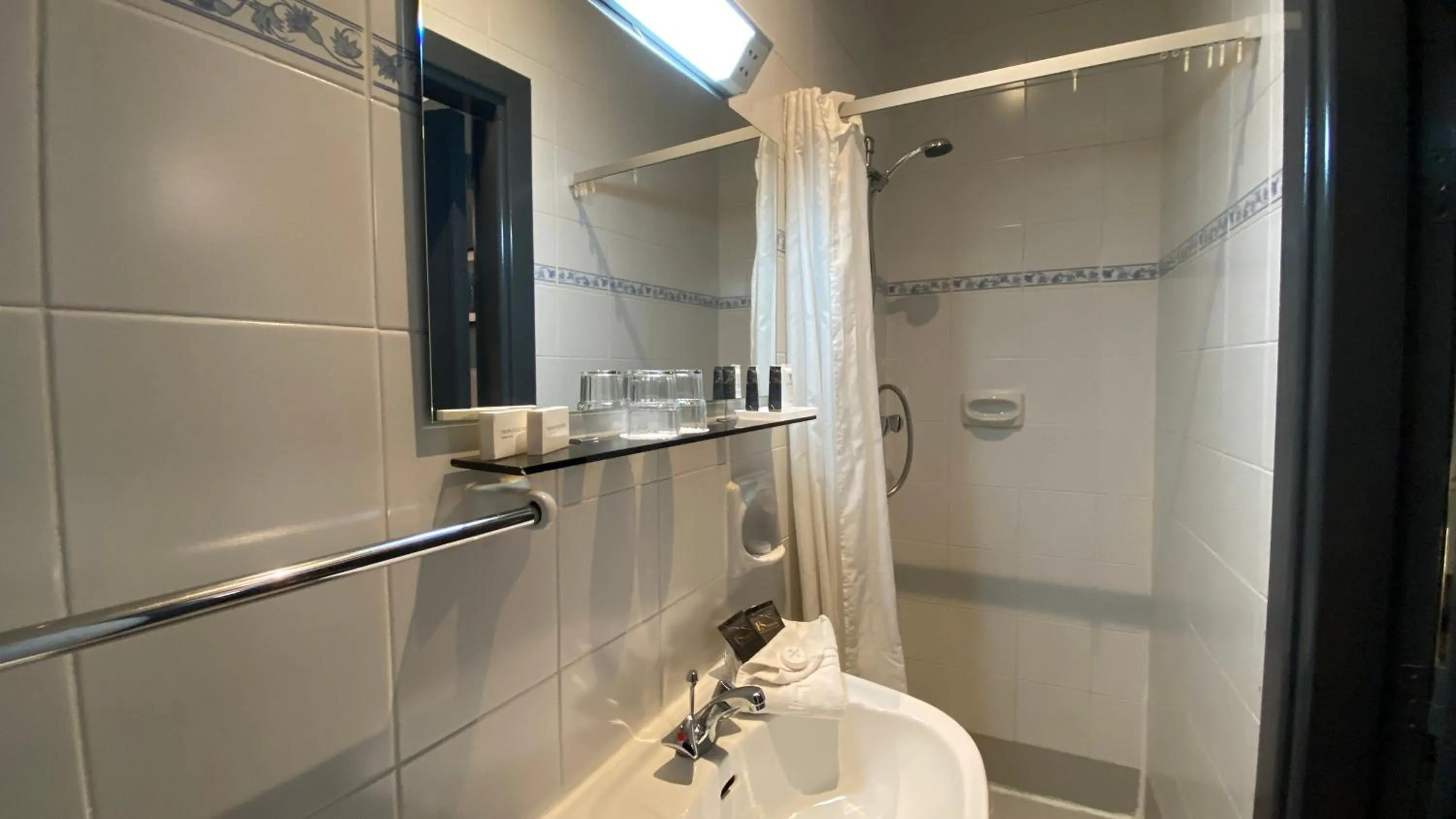 Shower in Sliema Marina Hotel