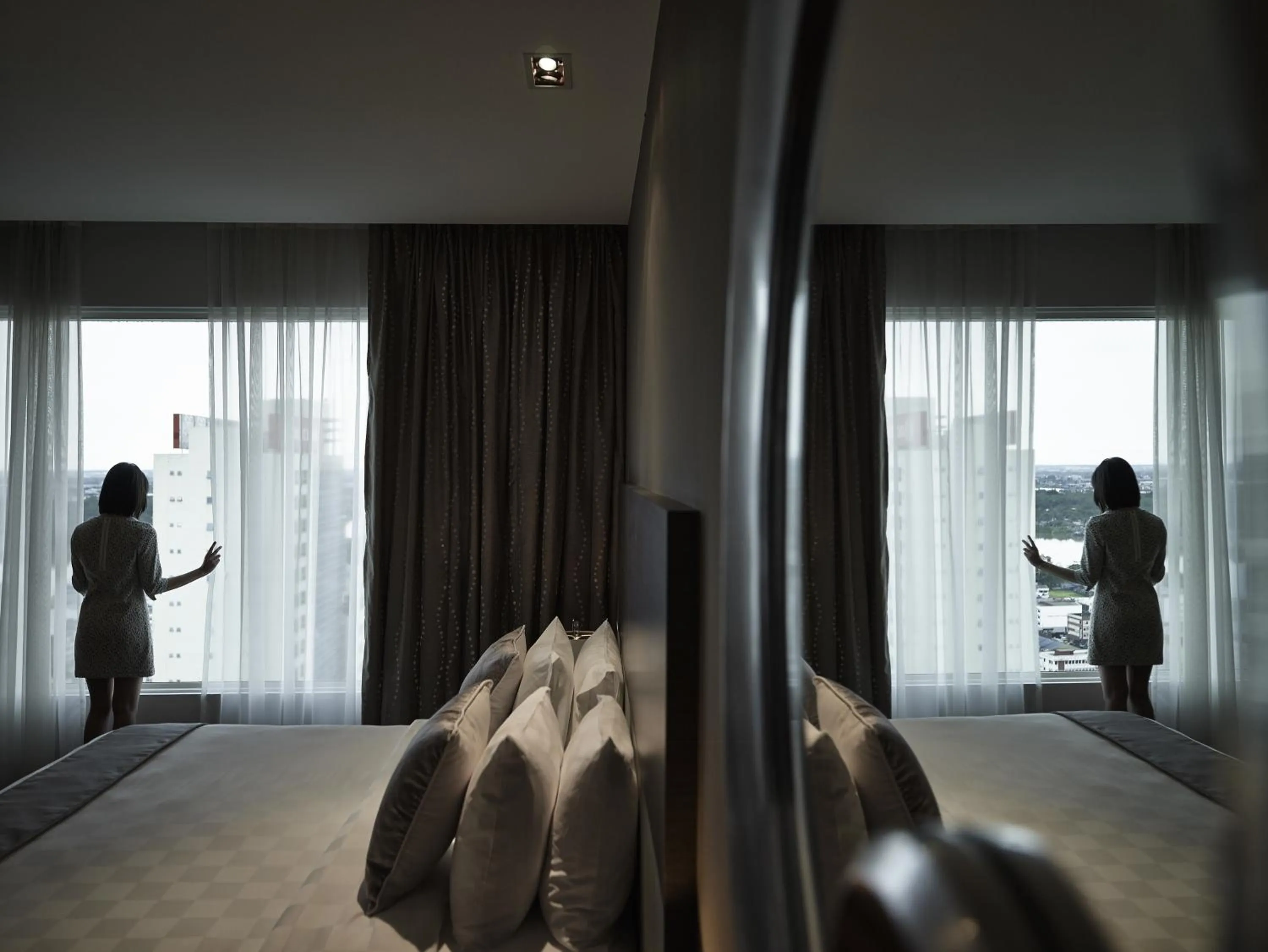 Photo of the whole room, Bed in Pullman Kuching