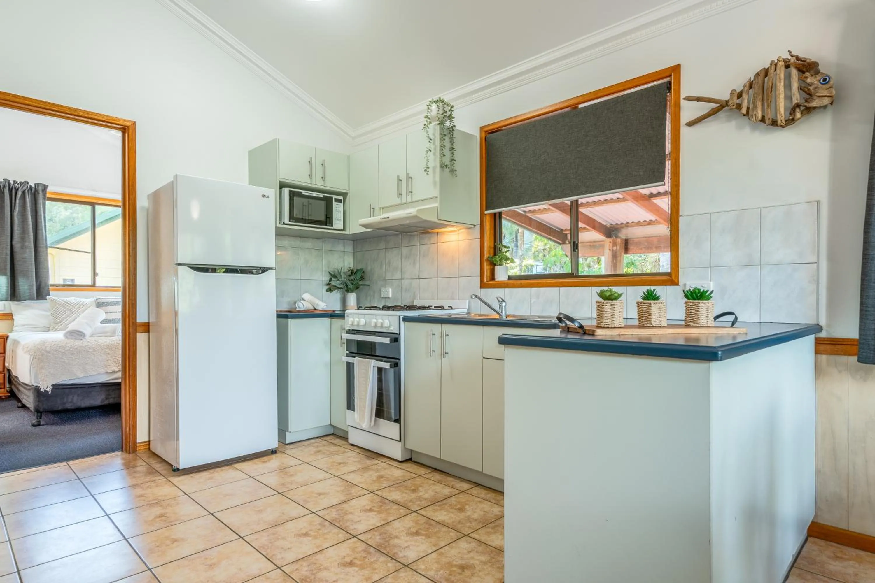 Kitchen or kitchenette in BIG4 Tasman Holiday Parks - South Mission Beach