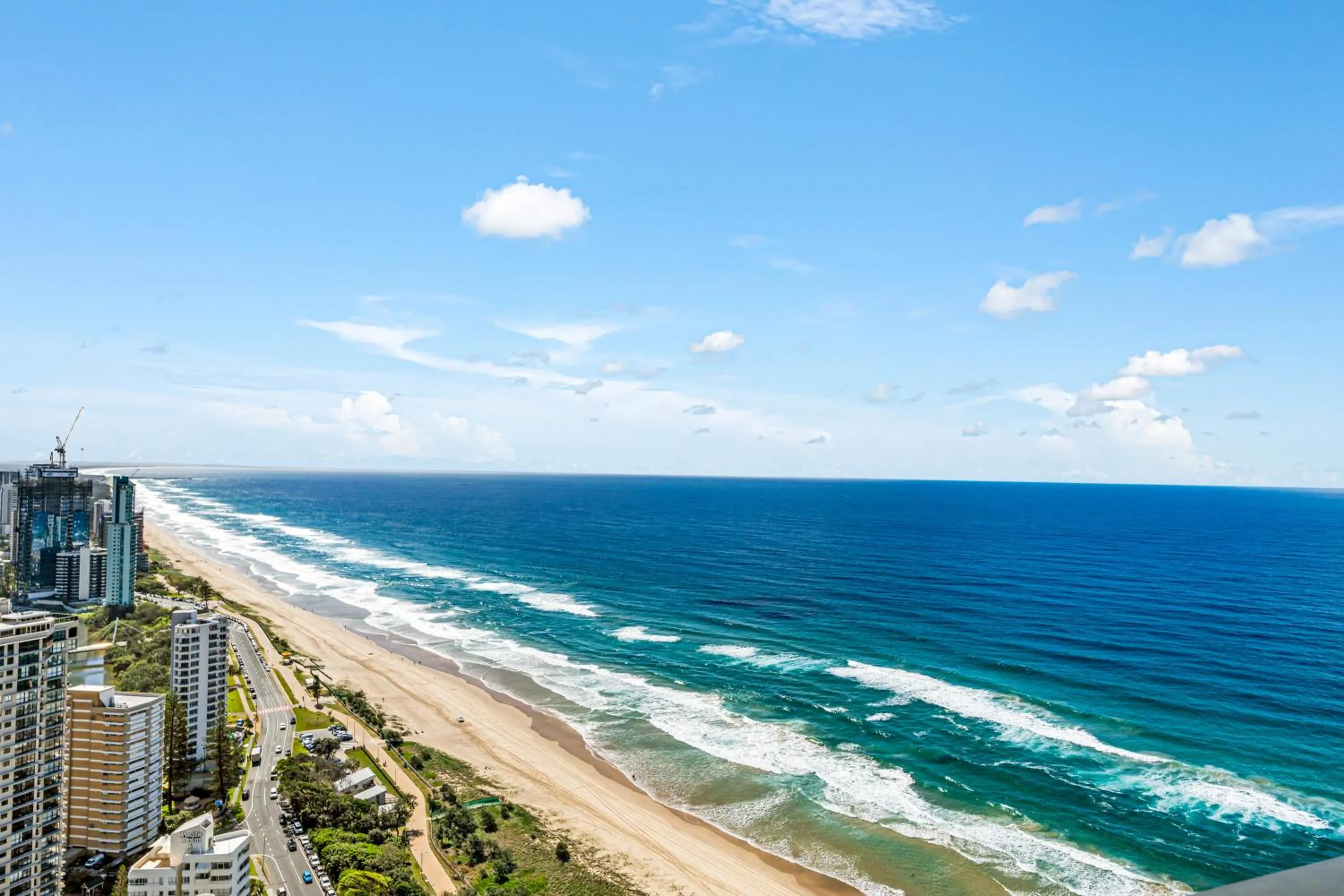 Day in Rhapsody Resort - Official