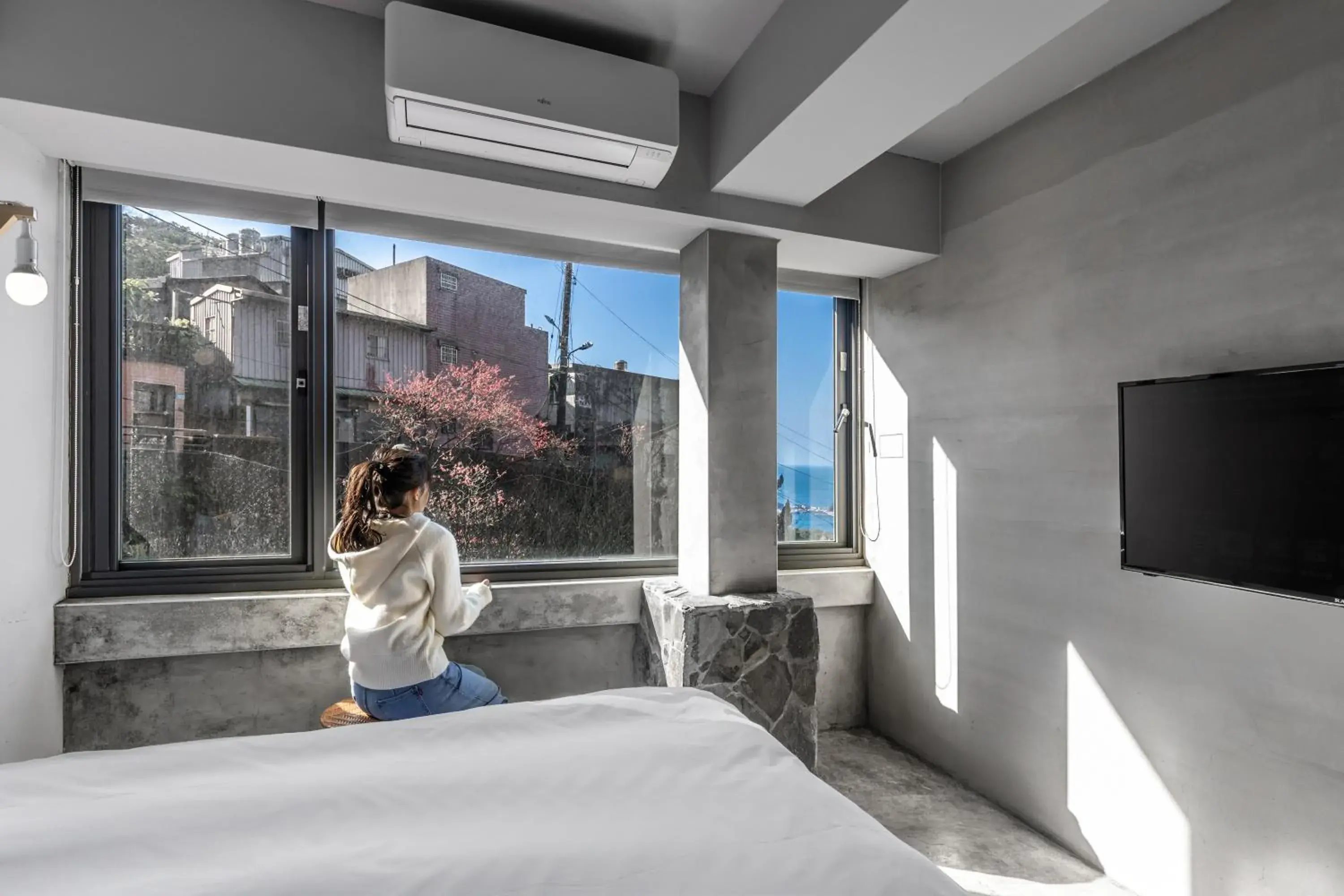 Deluxe Double Room with Side Sea View in Jiufen The Ore Easy Stay Deluxe Double Room with Side Sea View in Jiufen The Ore Easy Stay