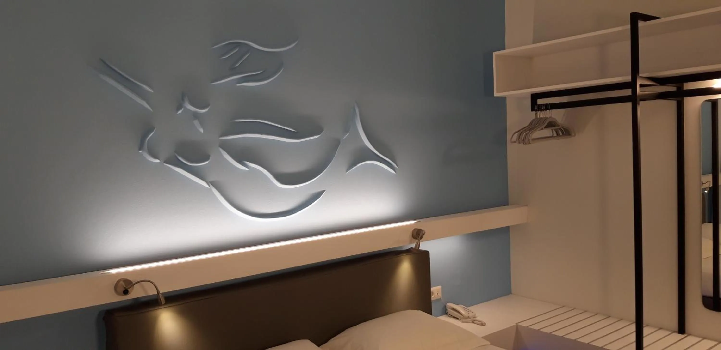 Photo of the whole room, Bed in Niriides