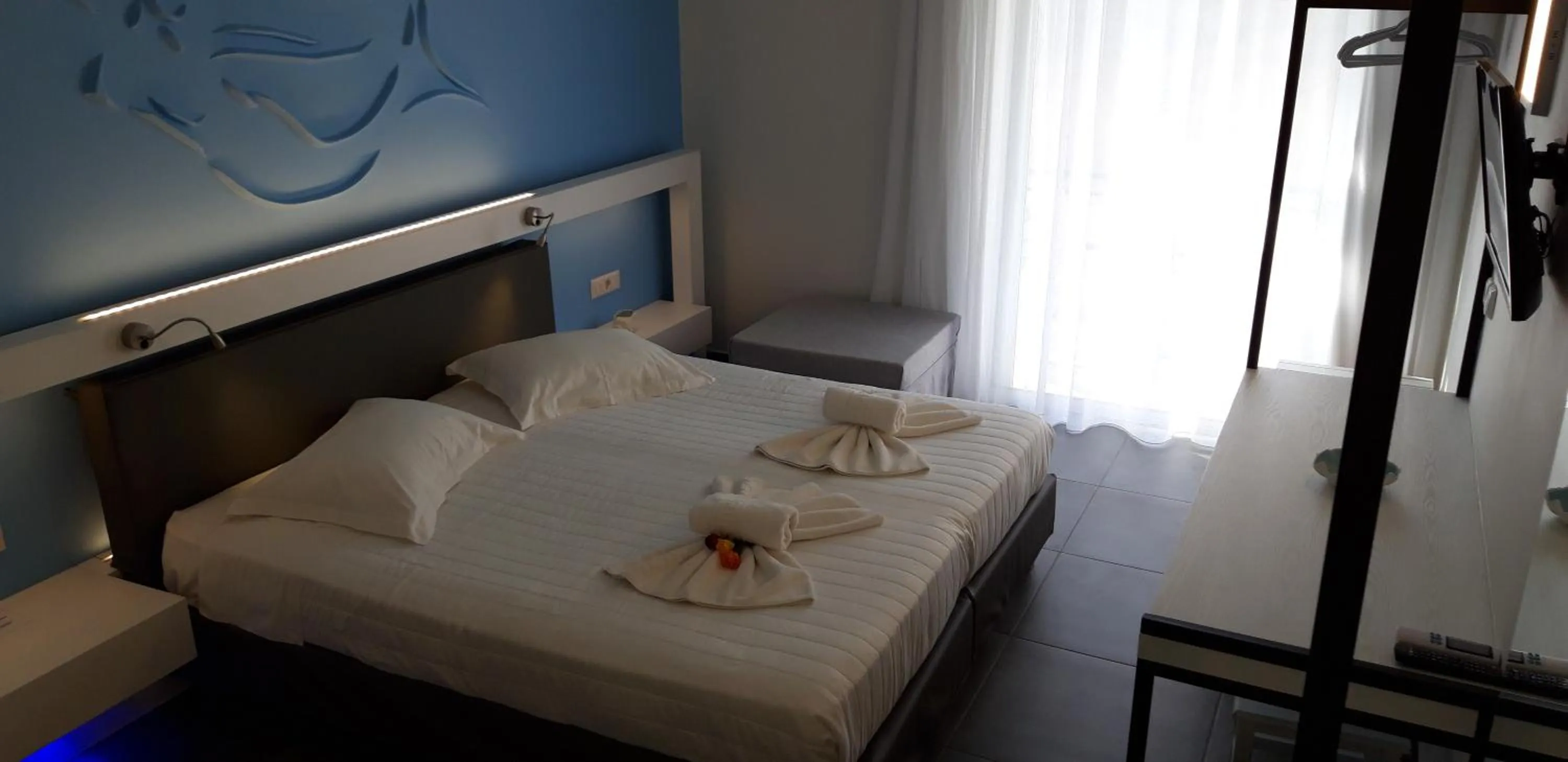 Bedroom, Bed in Niriides