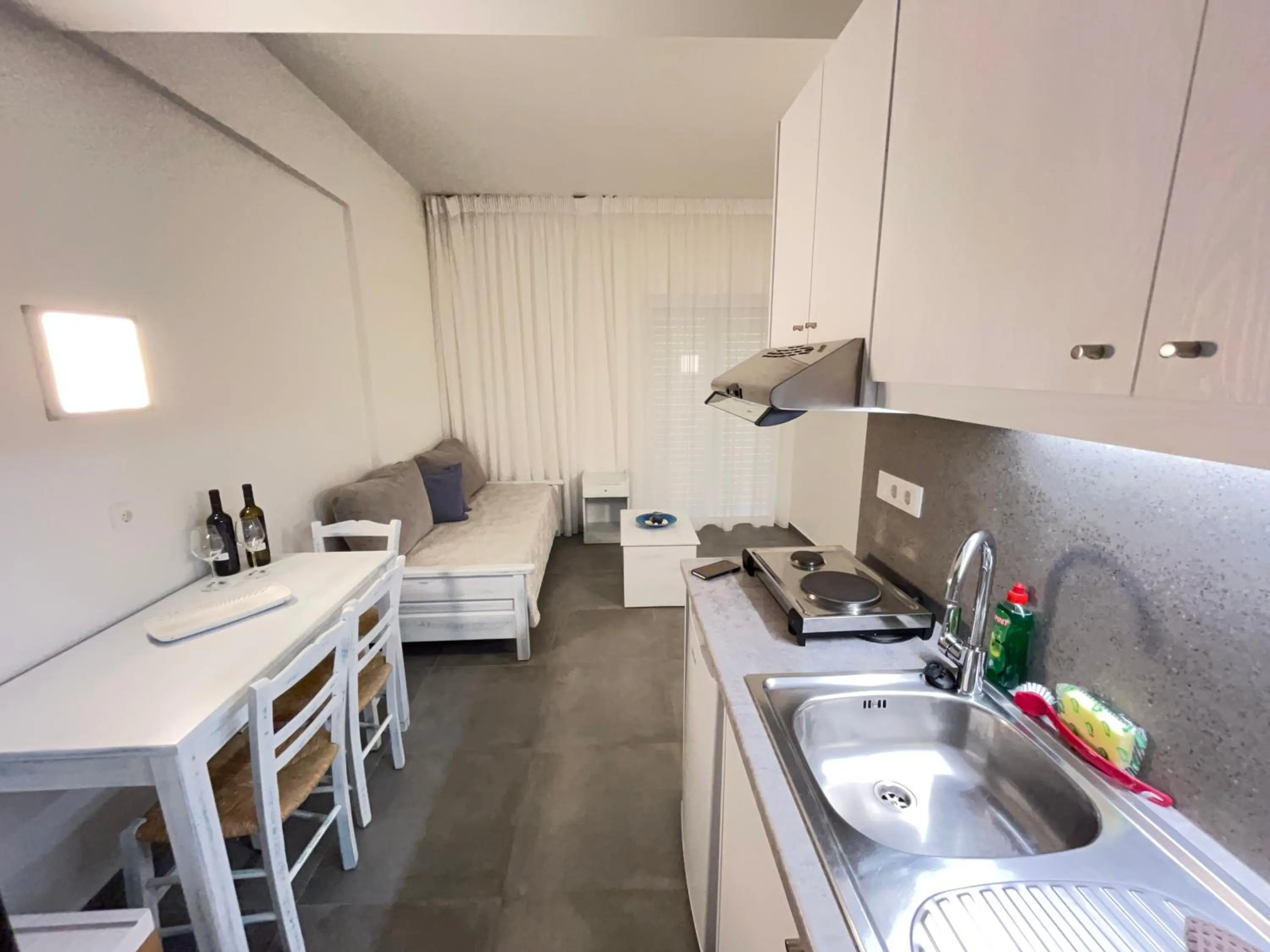 Kitchen or kitchenette in Niriides