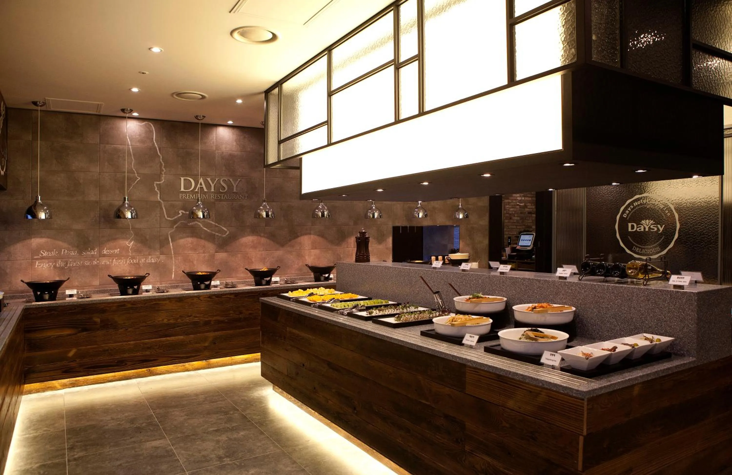 Restaurant/places to eat in S Stay Dongtan Hotel