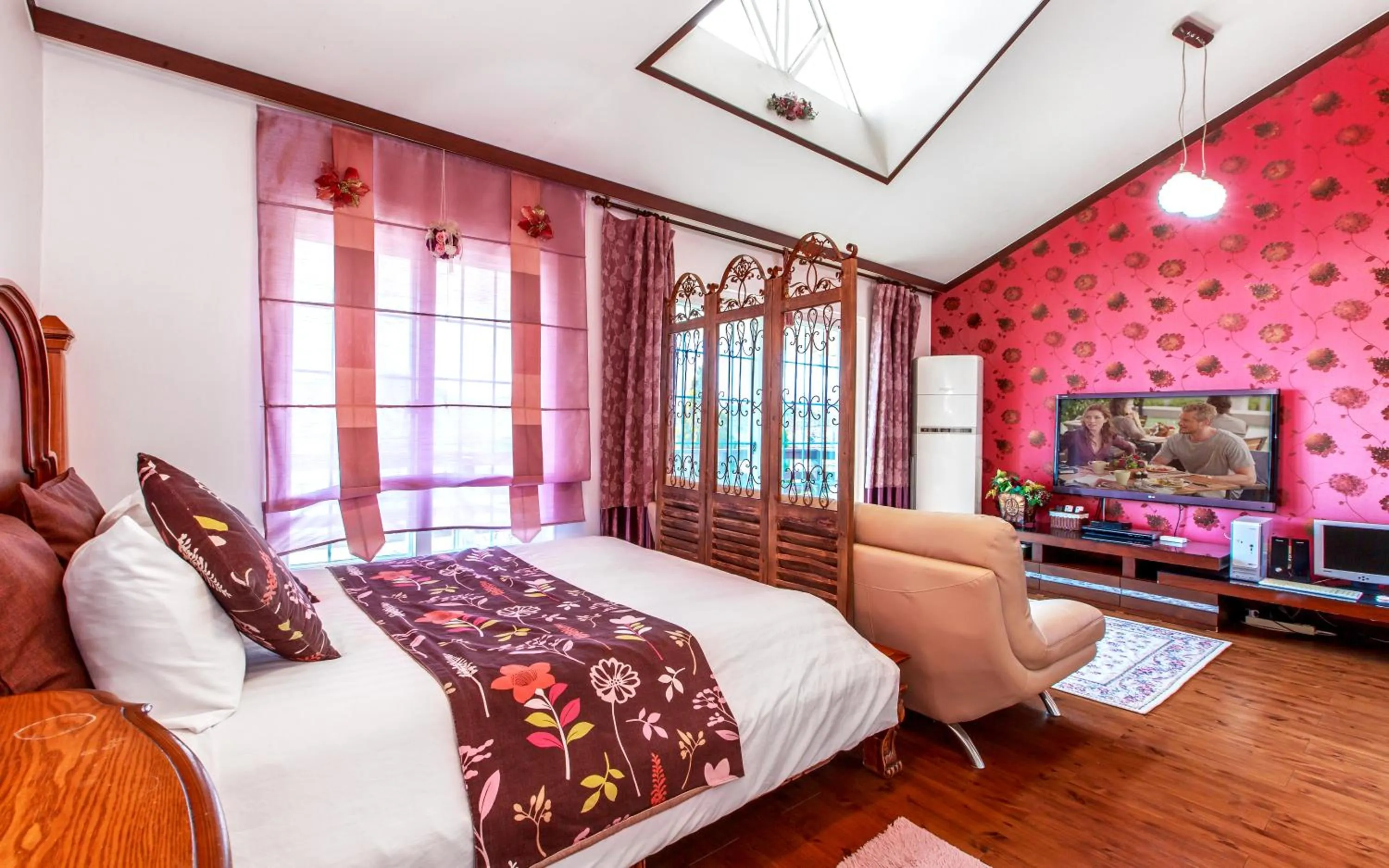 Bed in Spa Pension Basso