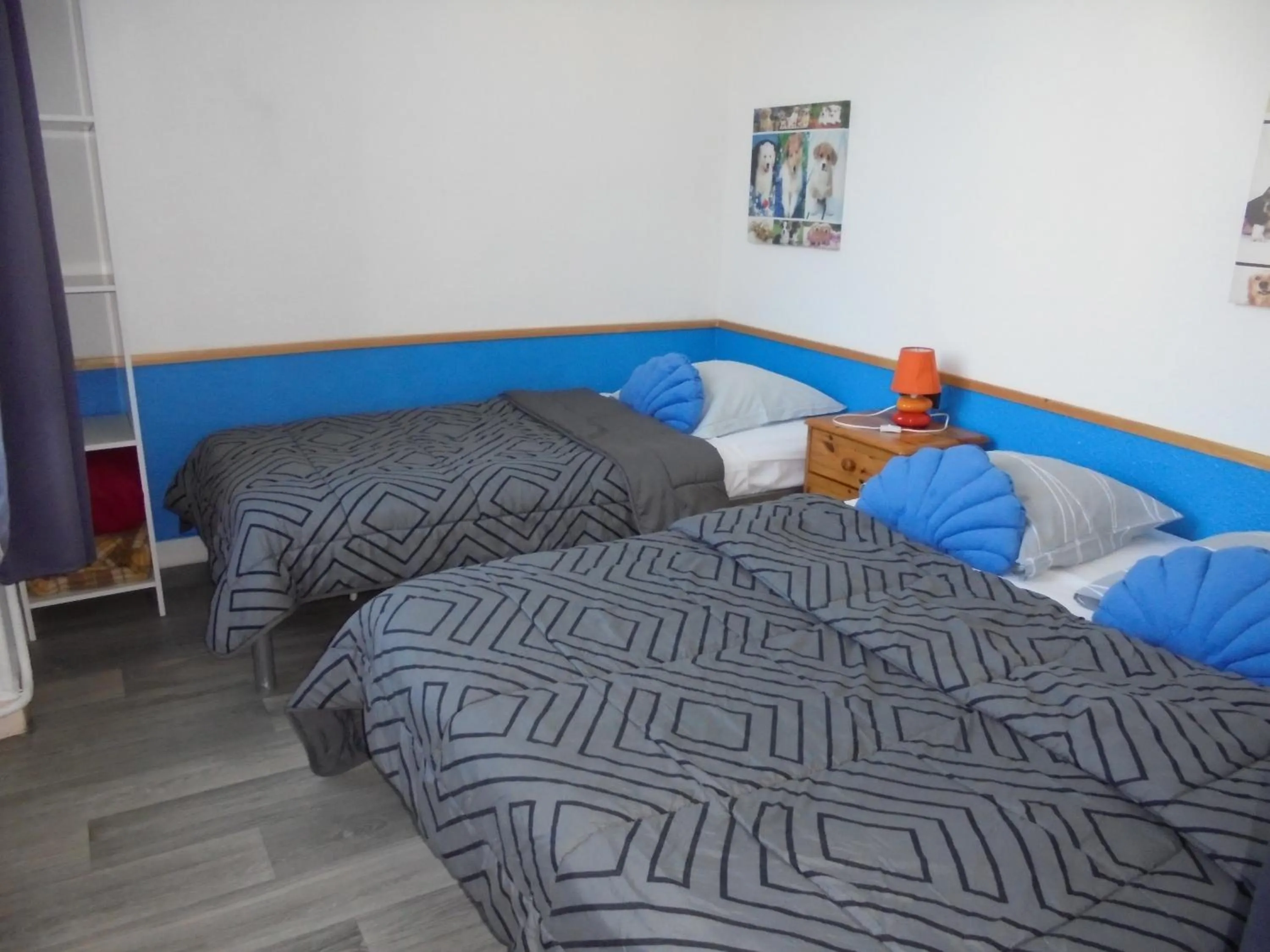 Bedroom, Bed in Hotel De La Gare