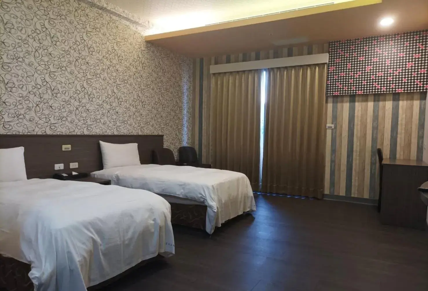 Twin Room in Crystal Hotel Twin Room in Crystal Hotel