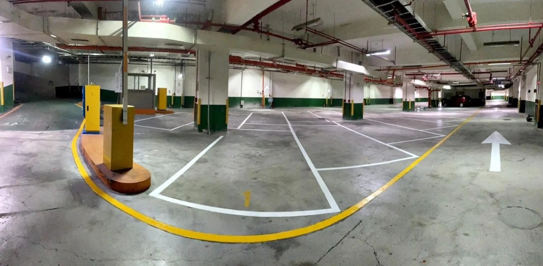 Parking in Crystal Hotel