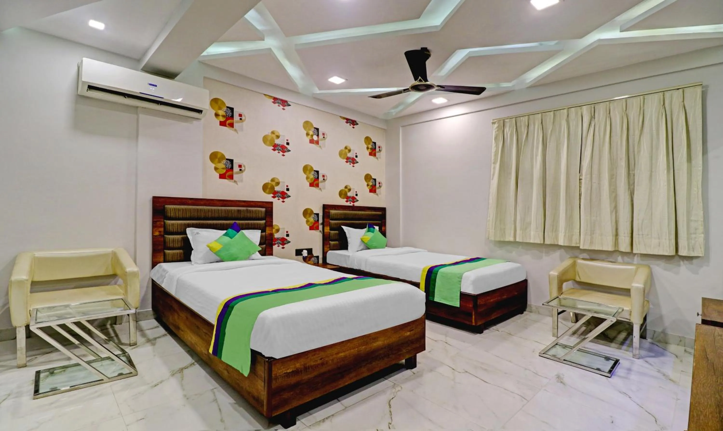 Photo of the whole room, Bed in Treebo Orion Sapphire, Beck Bagan