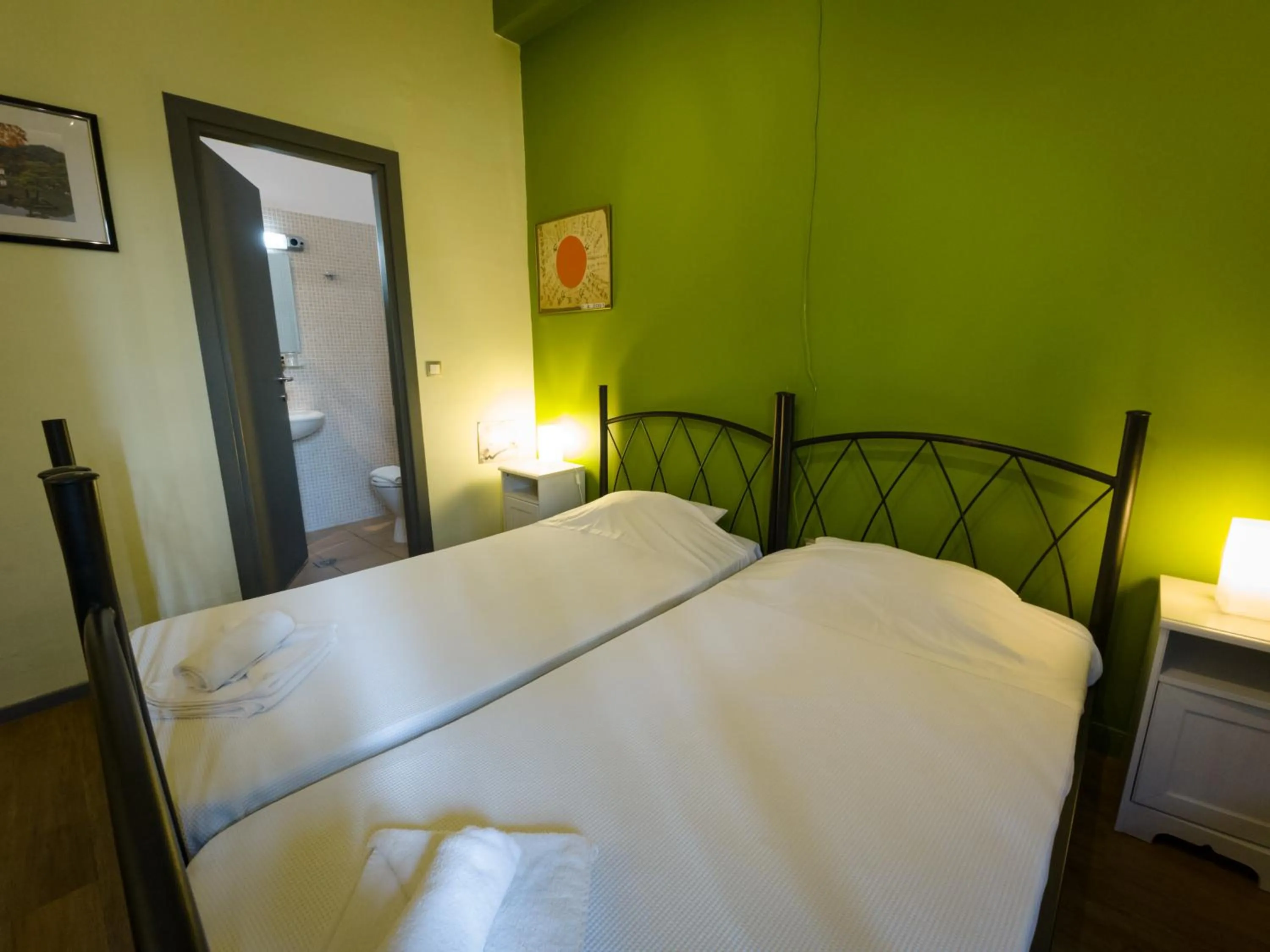 Bed in RentRooms Thessaloniki