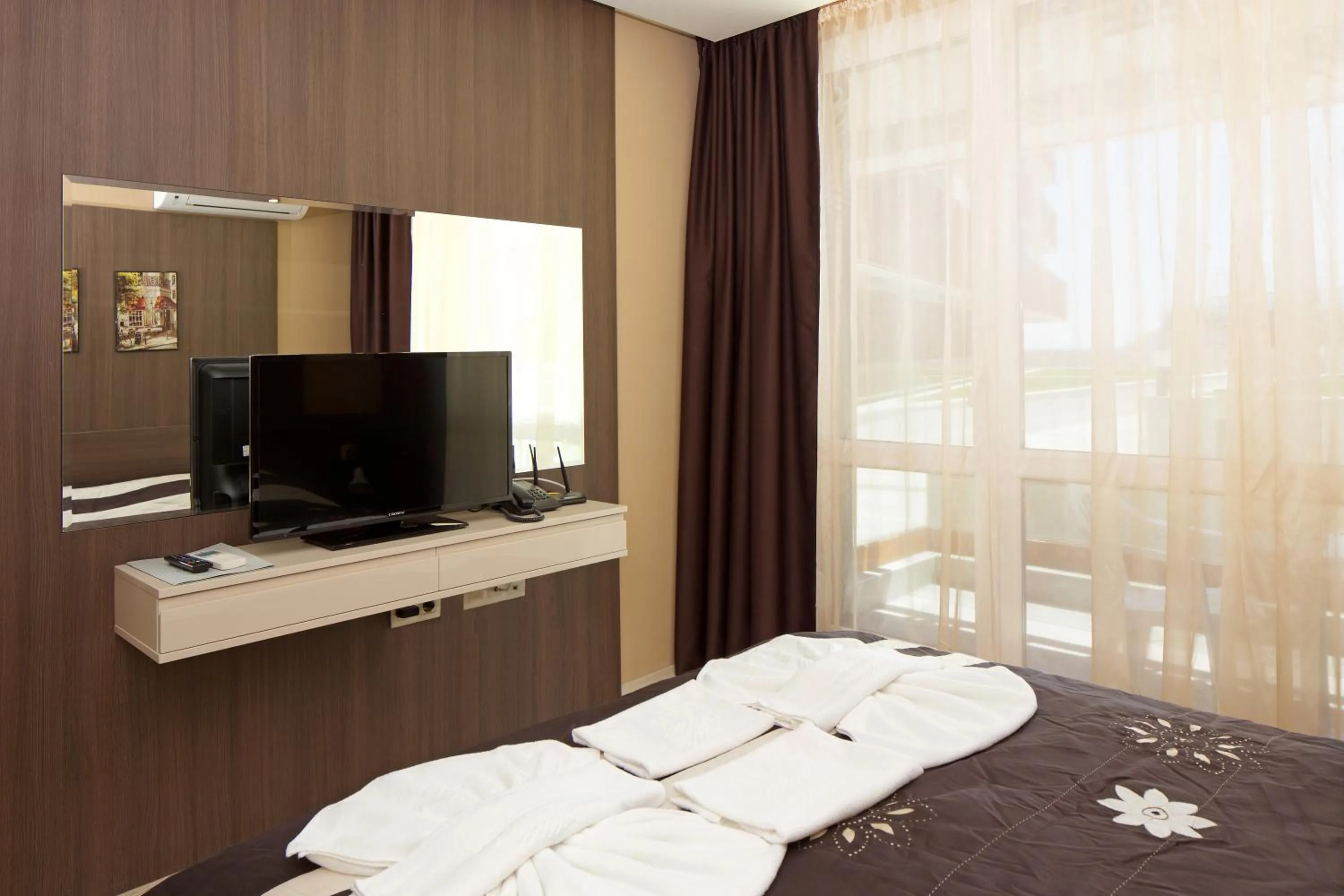 Bedroom, Bed in Aparthotel Paradiso