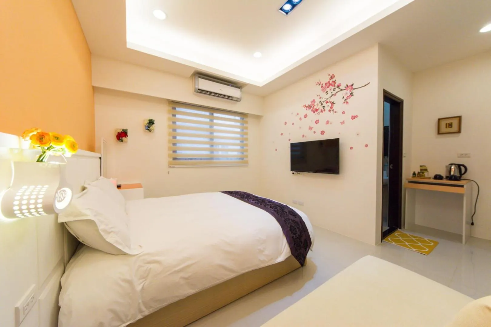 bunk bed, Bed in 醇境民宿市區車庫停車場