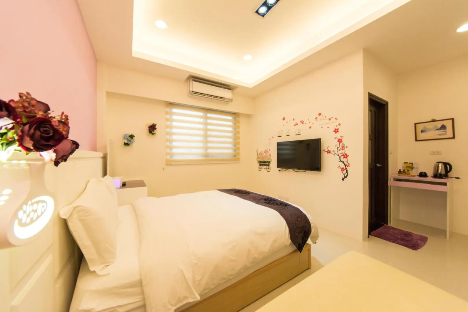 bunk bed, Bed in 醇境民宿市區車庫停車場