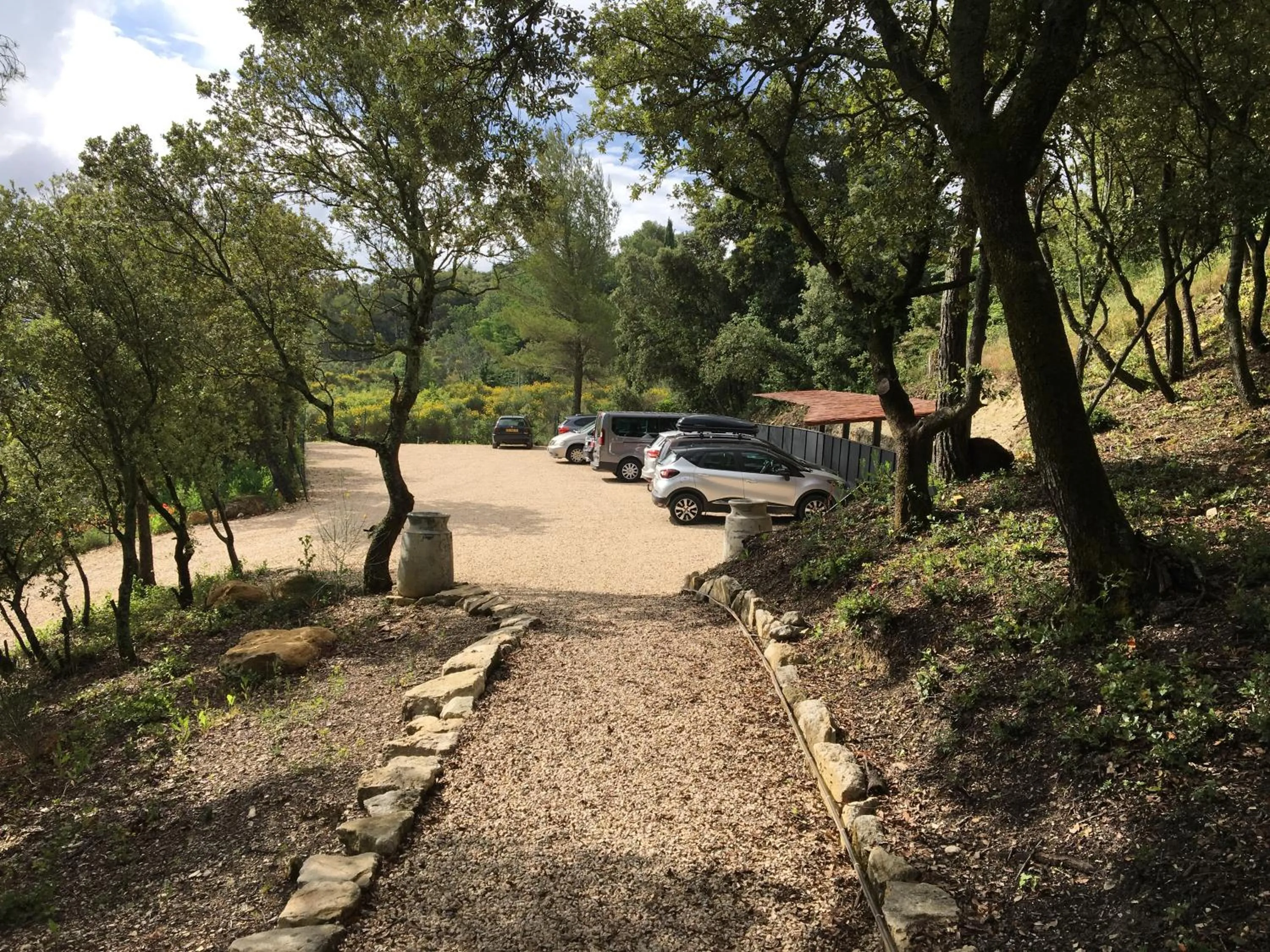Parking in Hôtel La Maison de Crillon