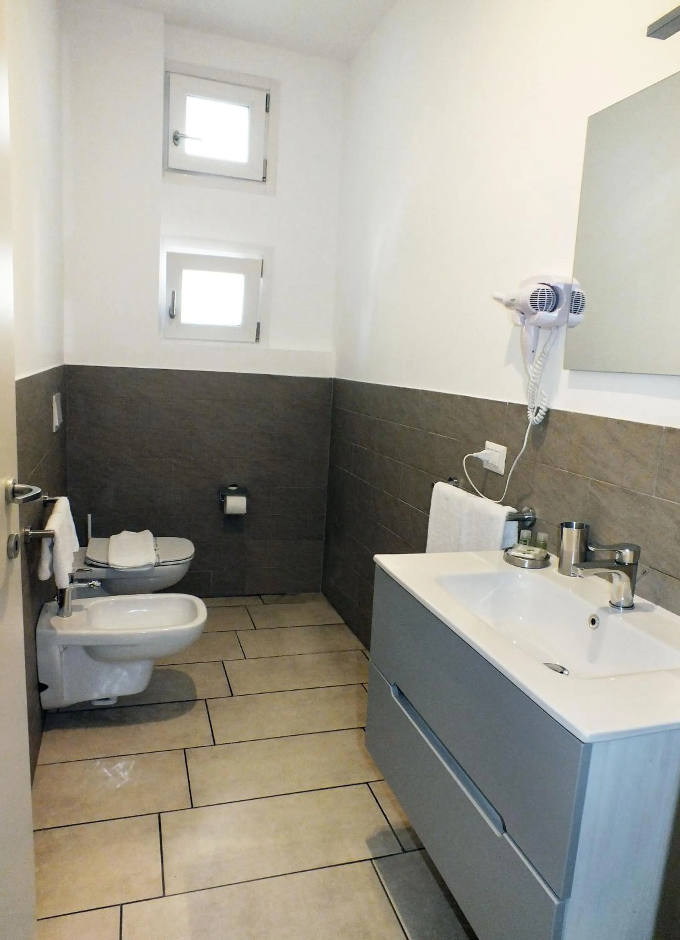 Bathroom in BB Hotels Aparthotel Visconti