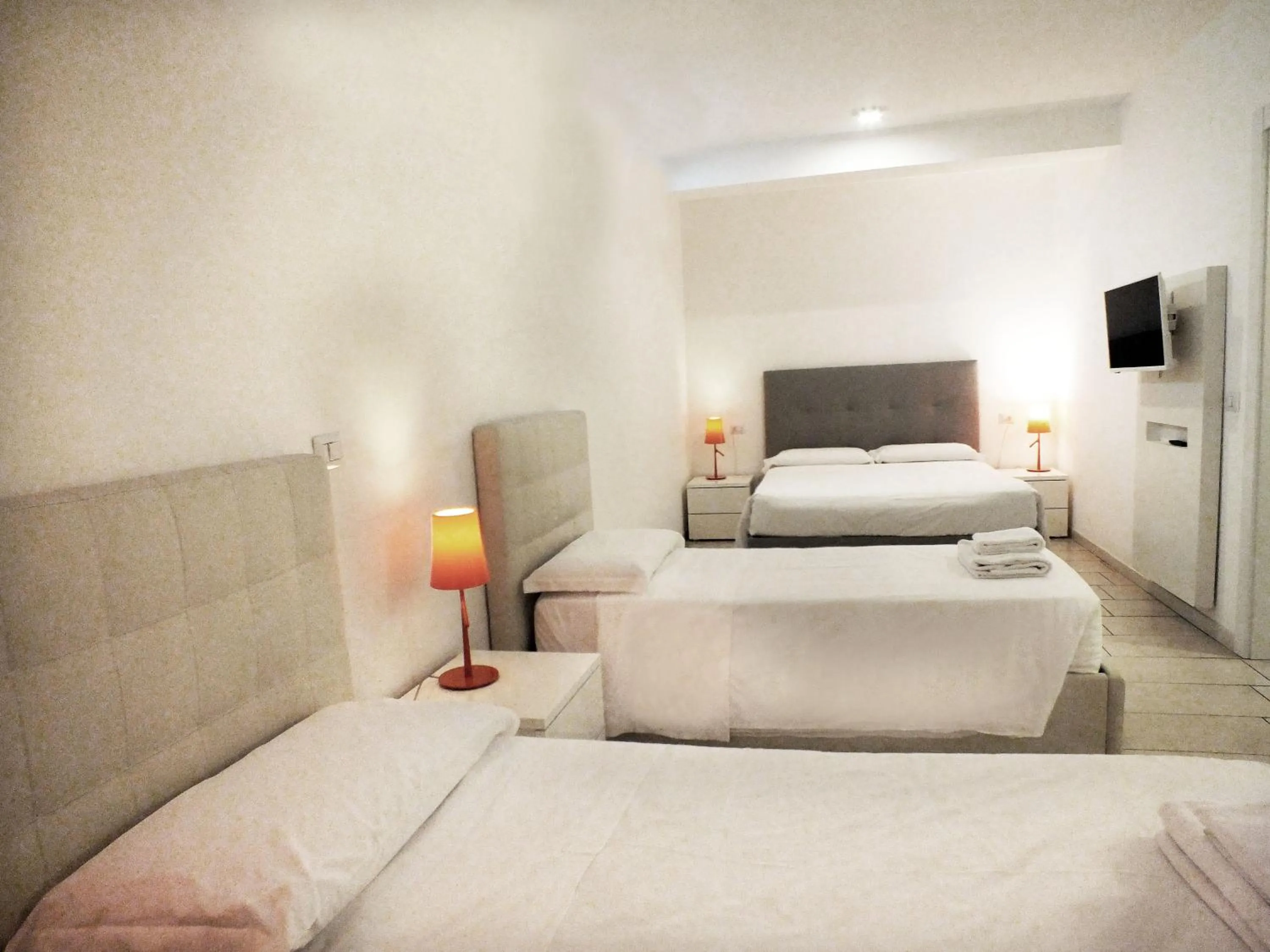 Bedroom, Bed in BB Hotels Aparthotel Visconti