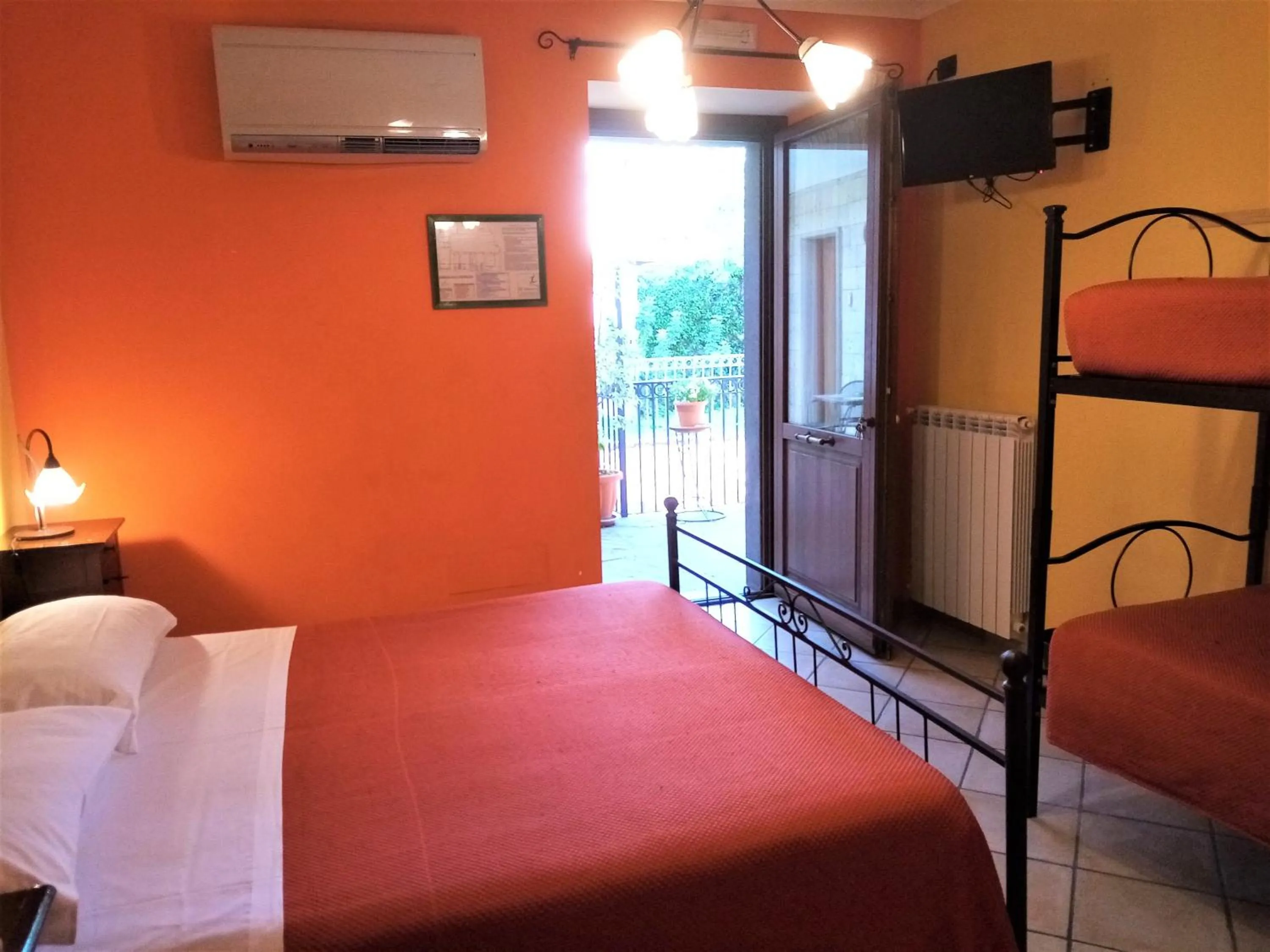 Photo of the whole room, Bed in Hotel Pace