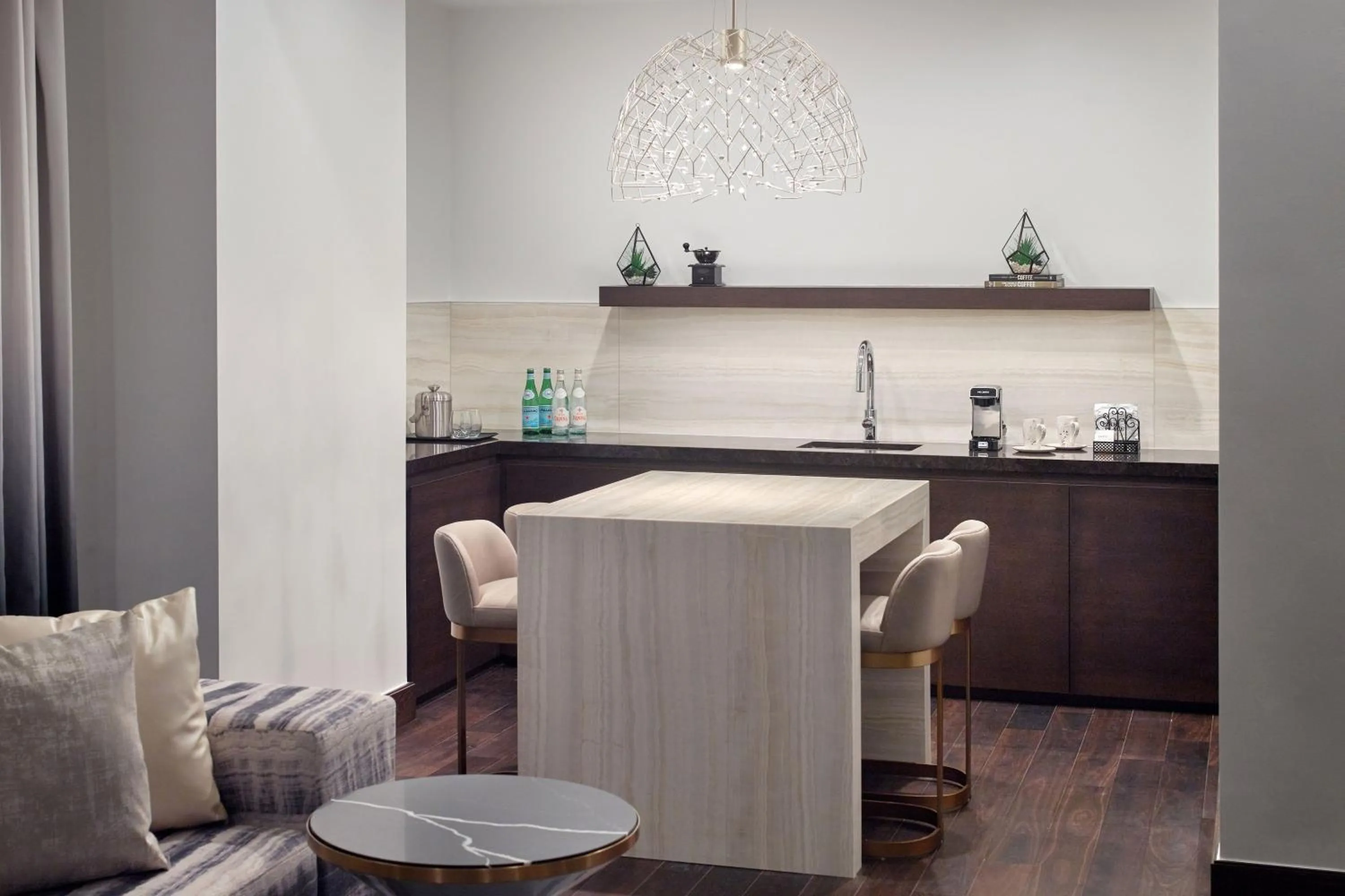 Lounge or bar in The Westin Charlotte