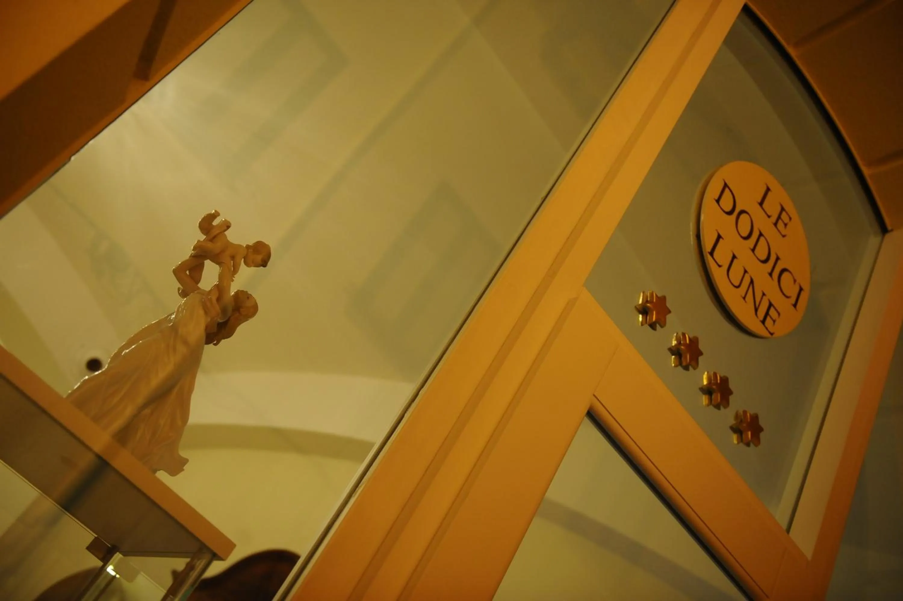 Property logo or sign in Albergo Le Dodici Lune