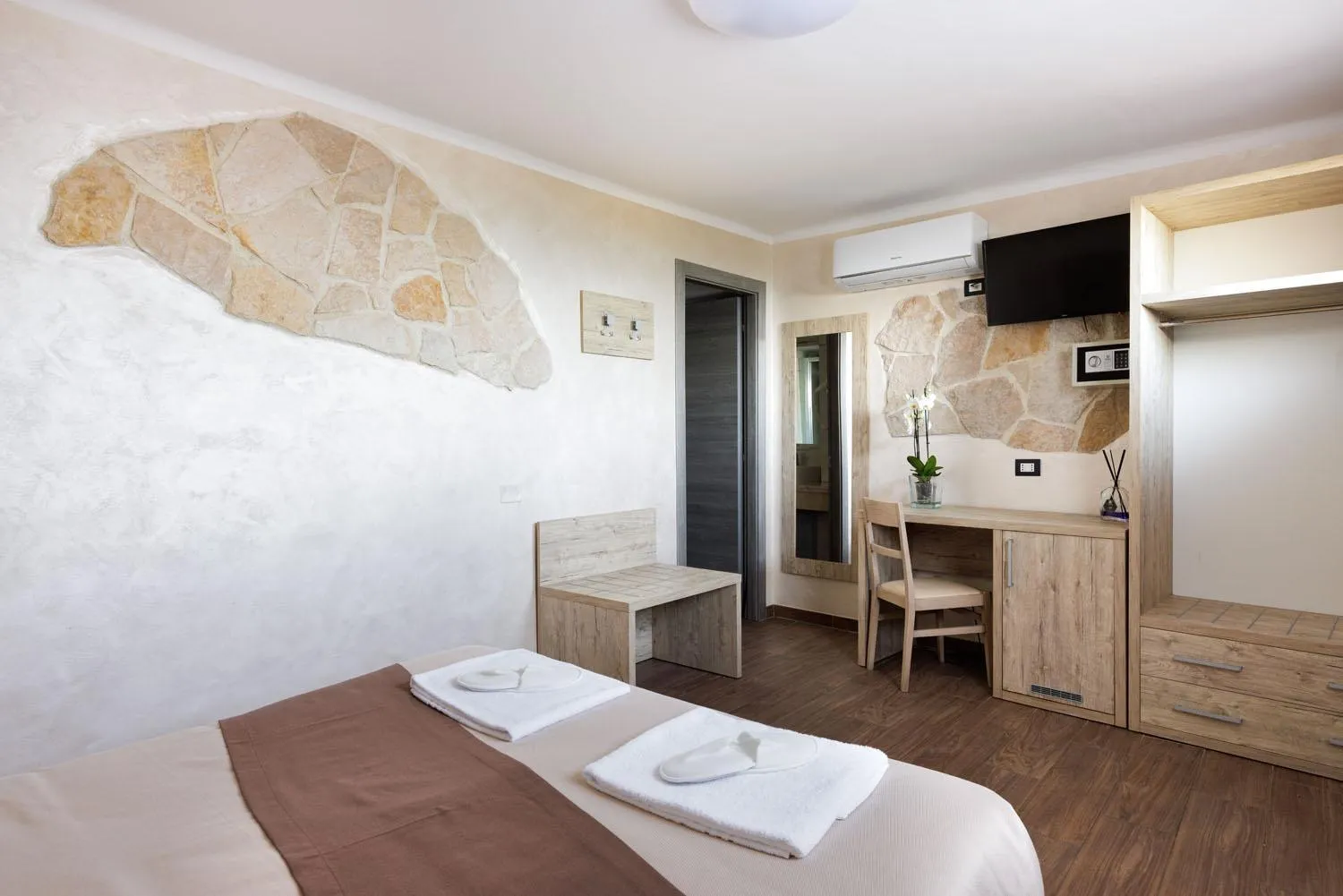 Bed in Hotel Internazionale