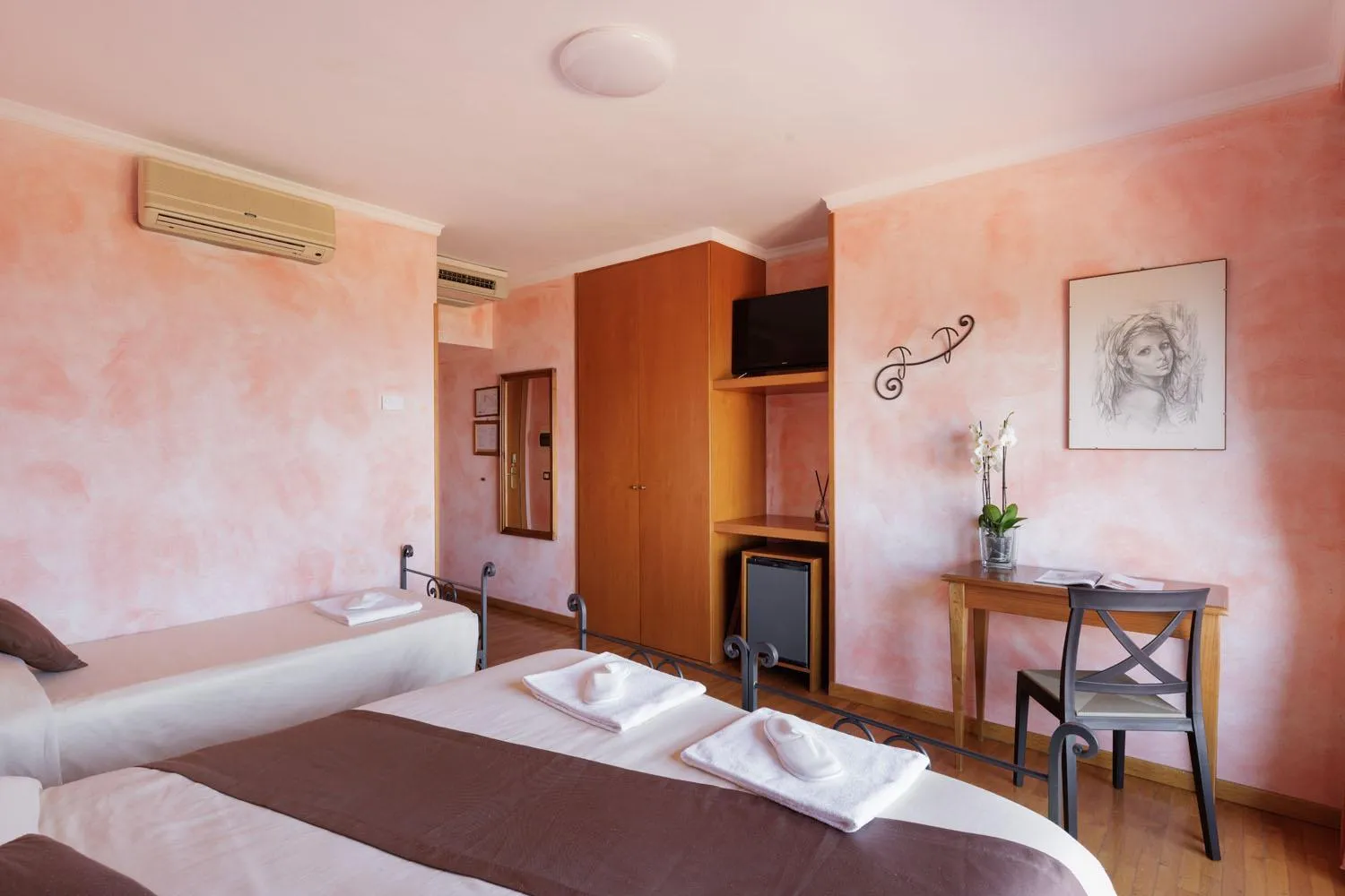 Bed in Hotel Internazionale