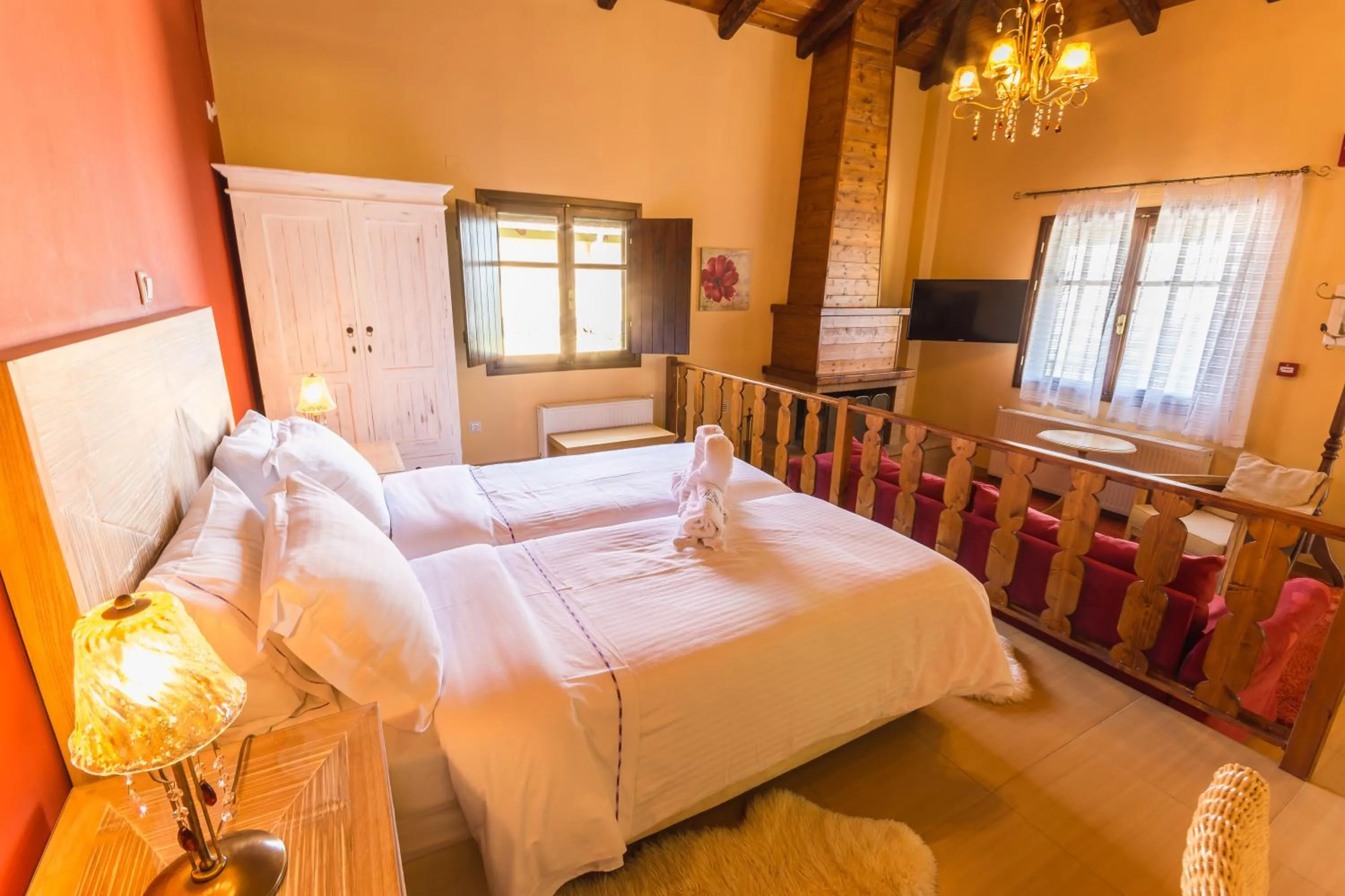 Living room, Bed in Ilaeira Mountain Resort