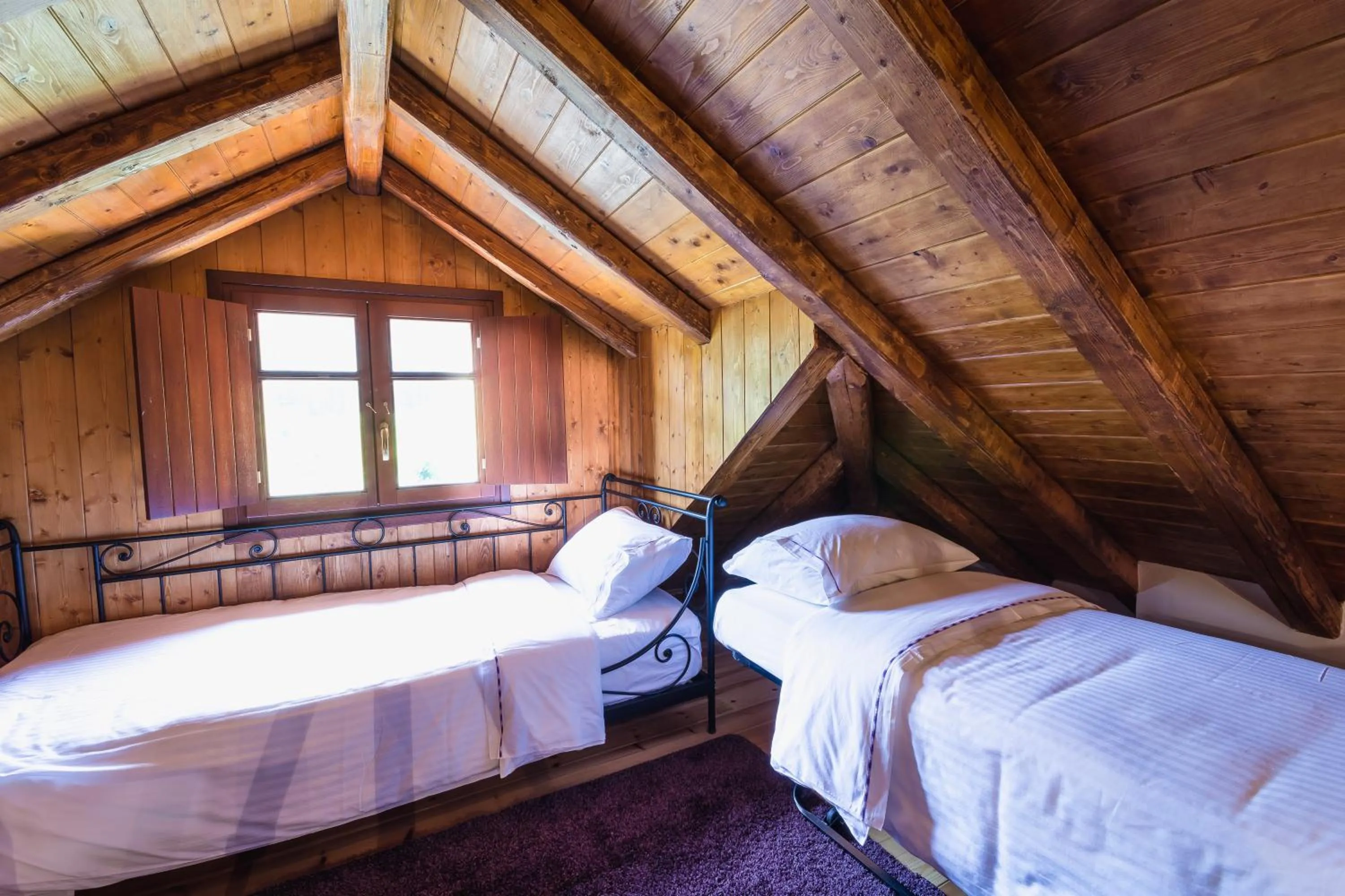 Bedroom, Bed in Ilaeira Mountain Resort