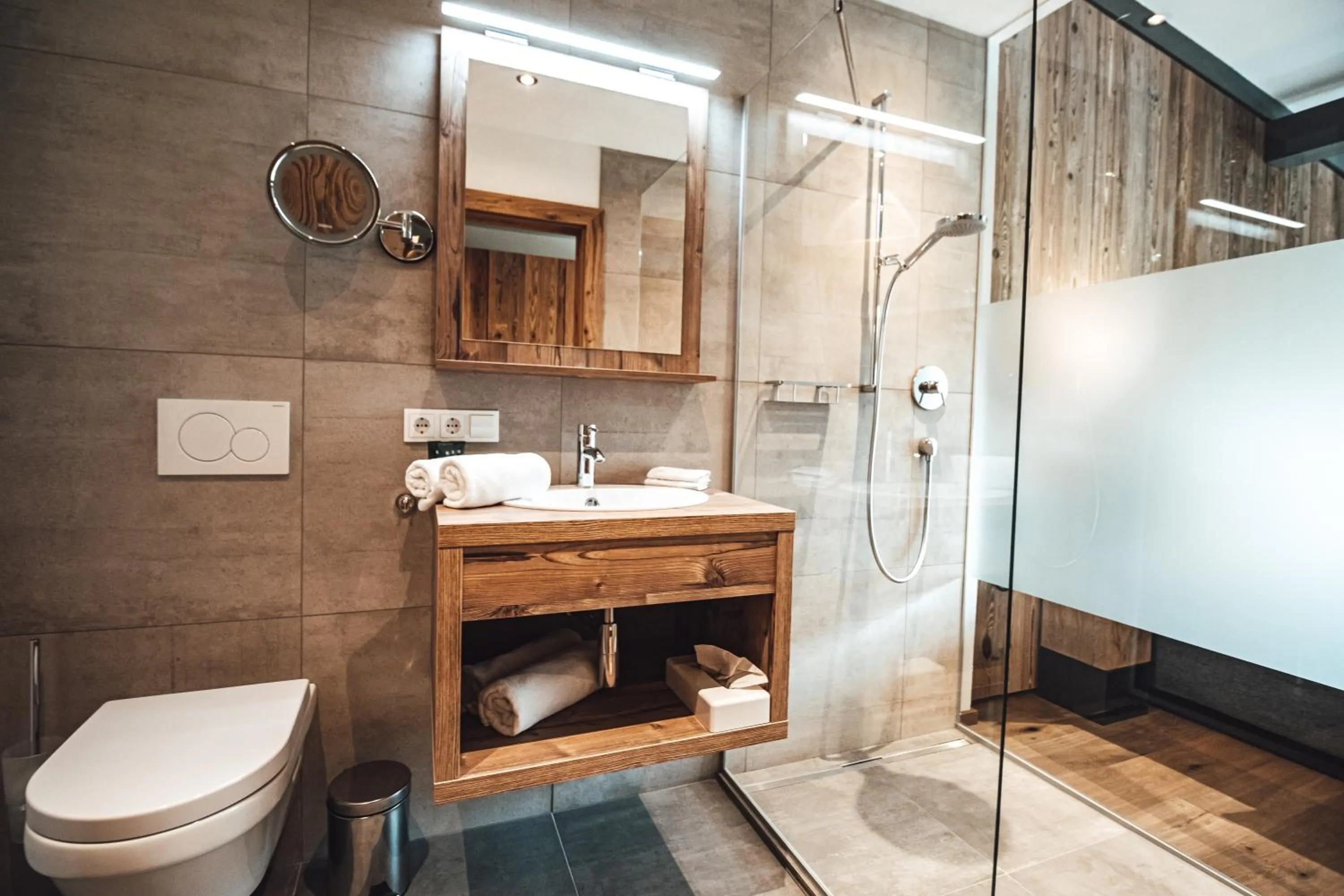 Bathroom in Farm Hotel Chalet Grosslehen