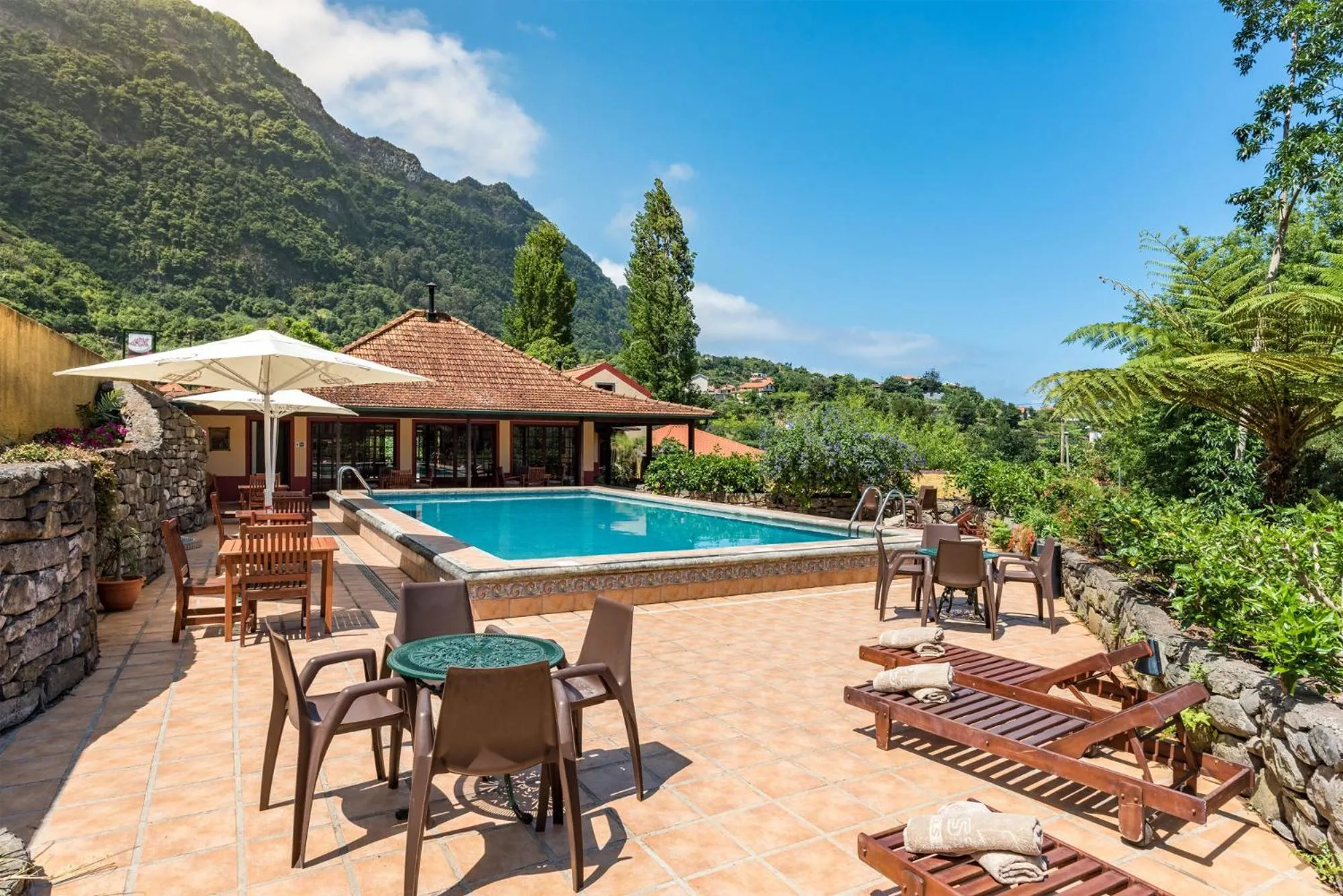 Garden in Pestana Quinta do Arco Nature & Rose Garden Hotel