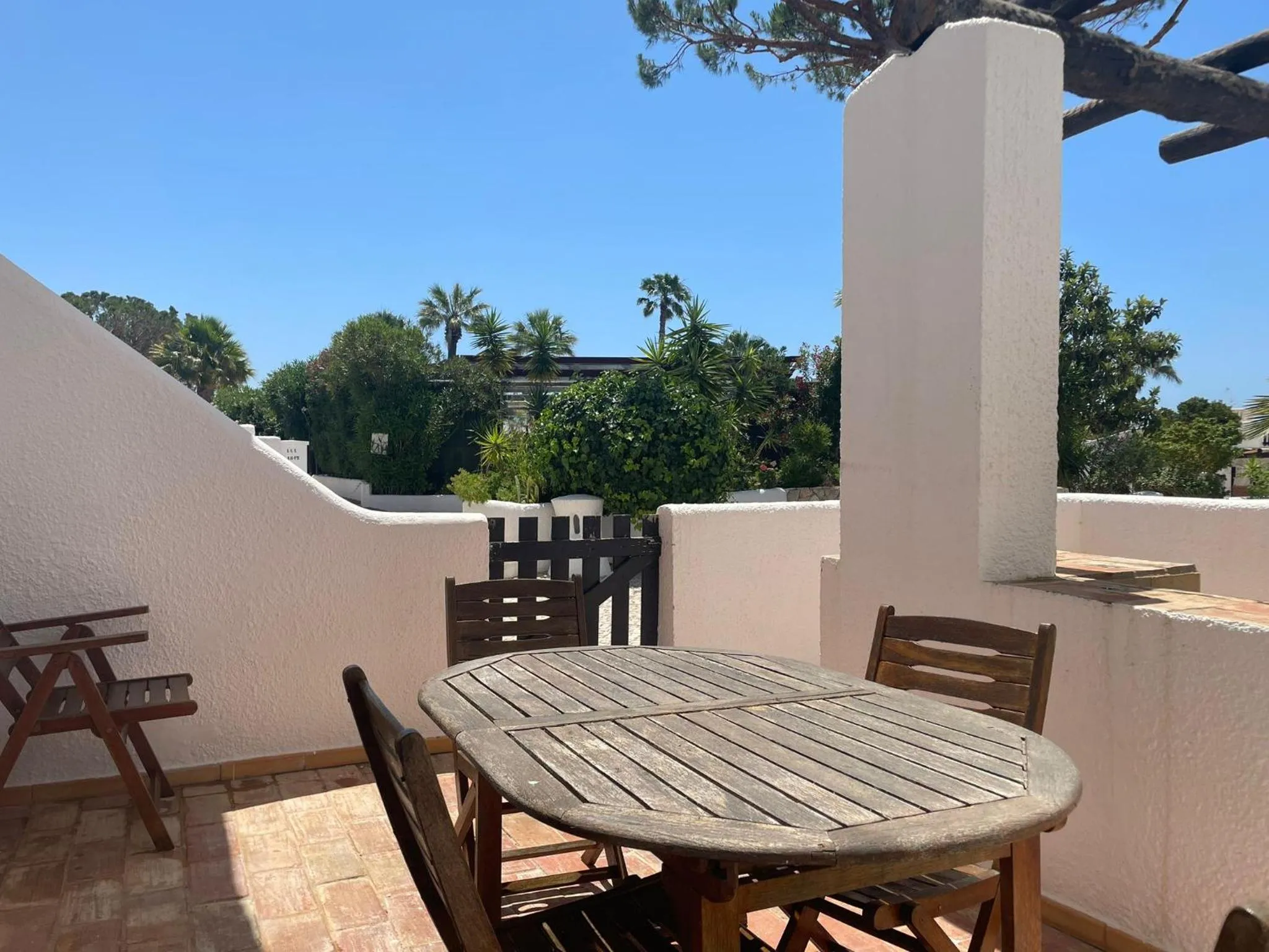 Balcony/Terrace in Apartamentos Honorio - Pool and Garden