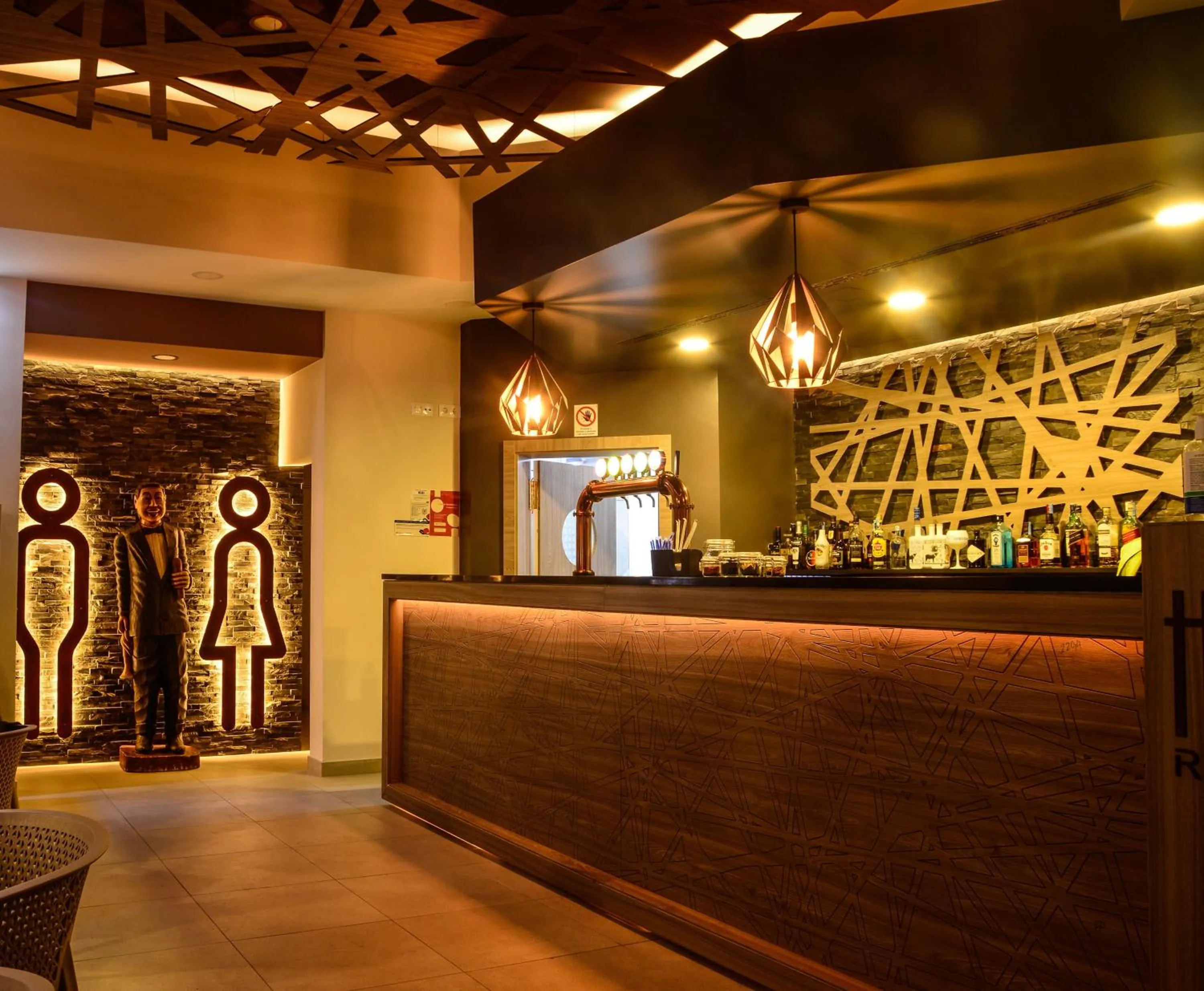 Lounge or bar in Apartamentos Honorio - Pool and Garden