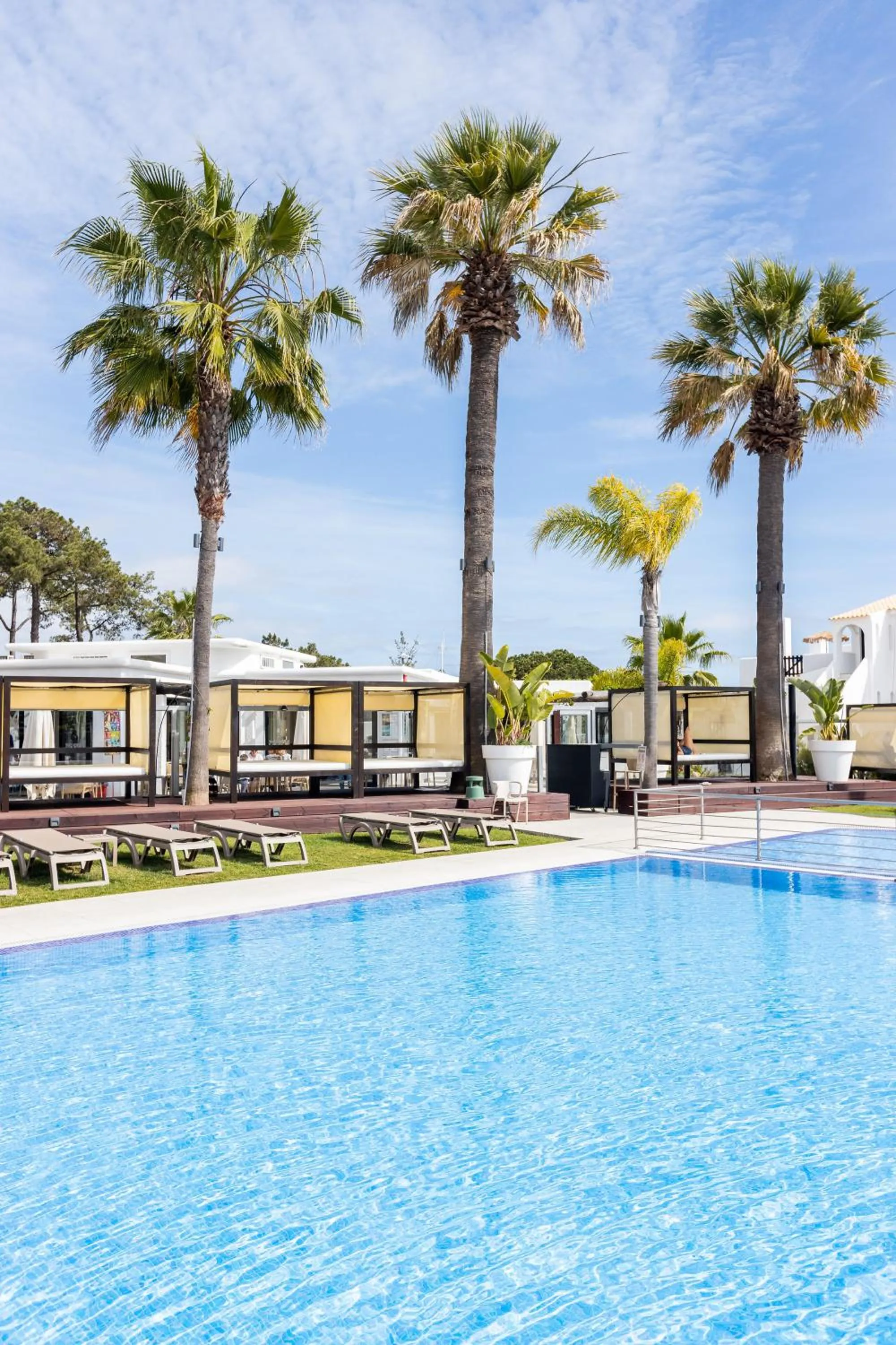 Lounge or bar in Apartamentos Honorio - Pool and Garden